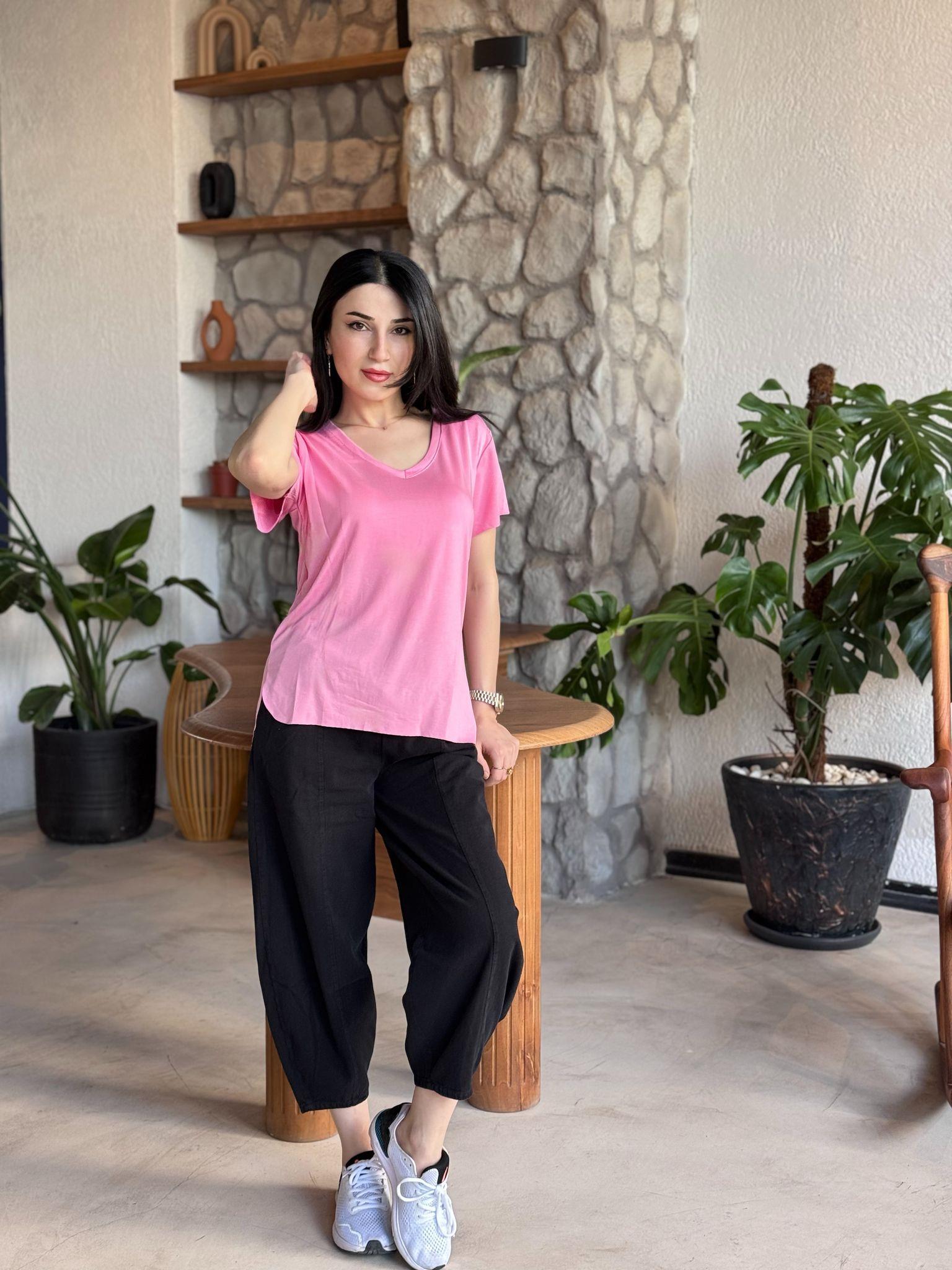 V Yaka Lazer Kesim Comfort T-Shirt