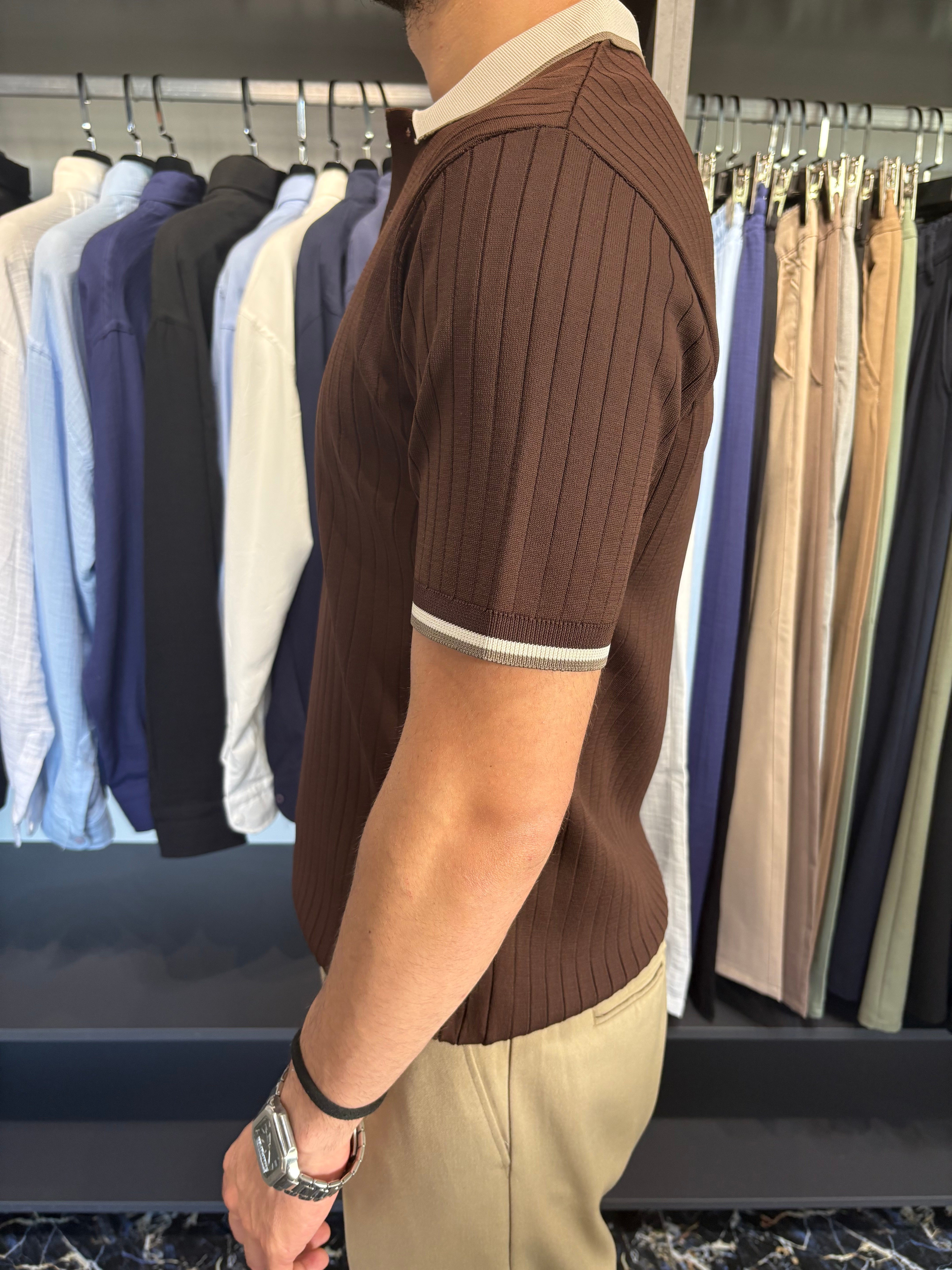 Yaka Detay Fitilli Triko Tshirt Kahverengi