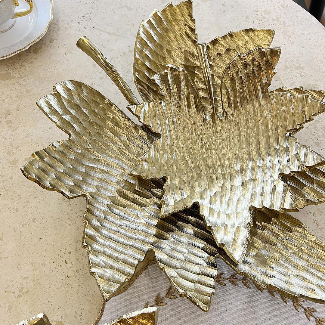 Serving PlateAmbera 3 Lü Yaprak