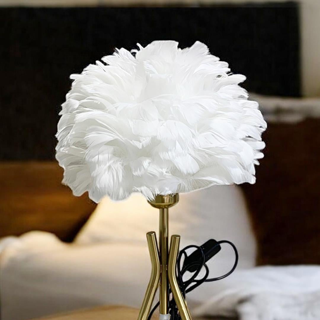 LampshadeWhite Feather Lampshade