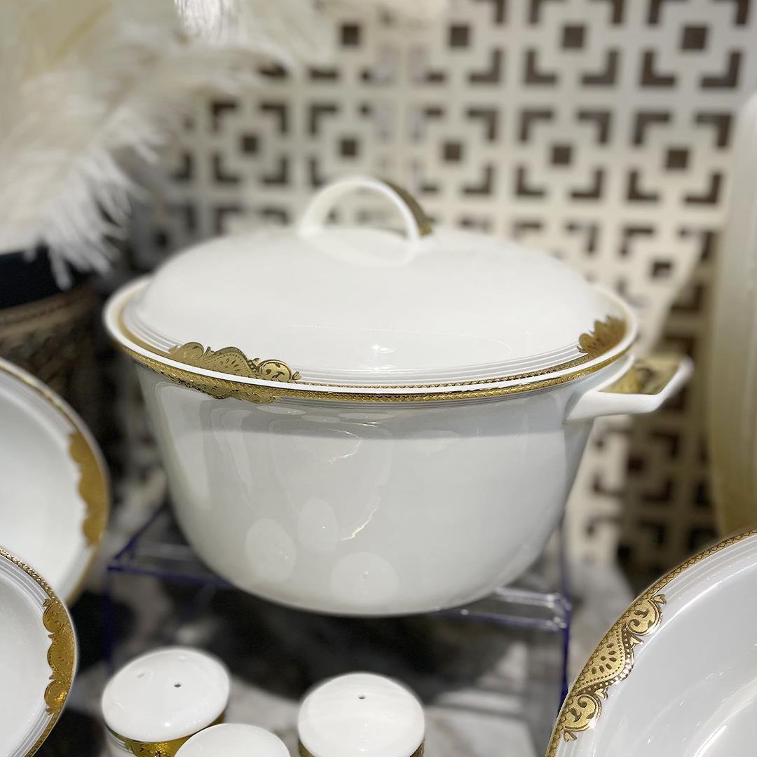 Dinner Set for 12Royking Pera 61 Piece Porcelain Dinner Set for 12 People