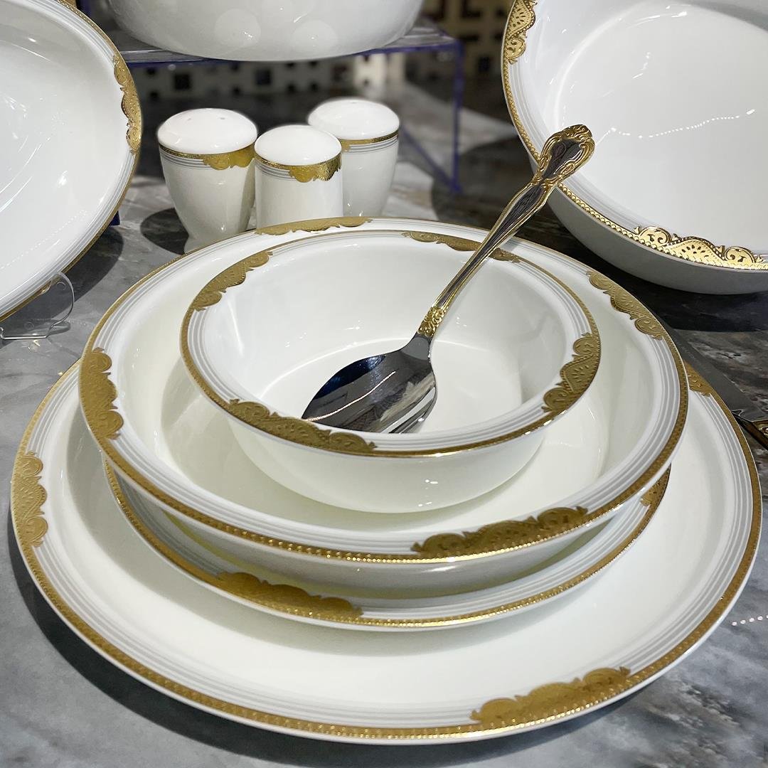 Dinner Set for 12Royking Pera 61 Piece Porcelain Dinner Set for 12 People