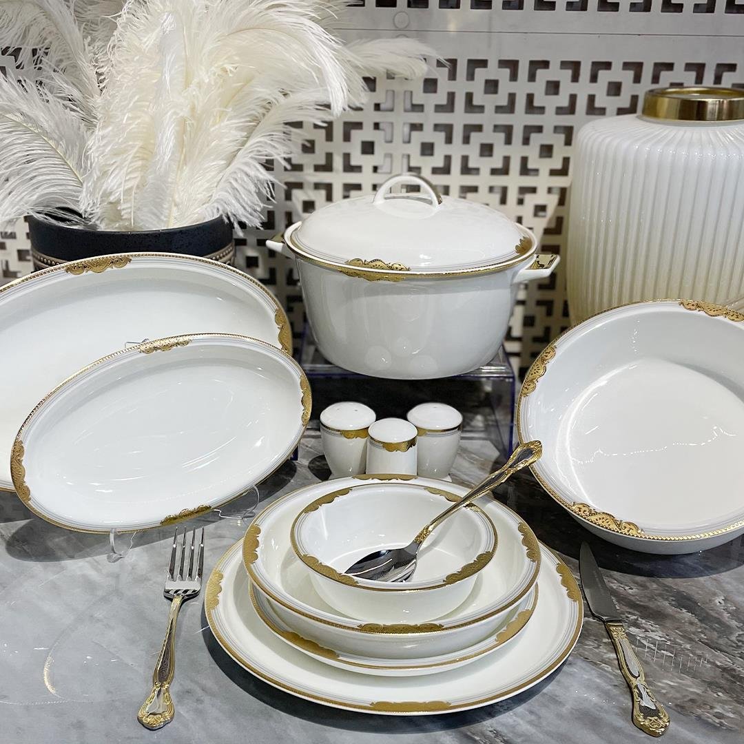 Dinner Set for 12Royking Pera 61 Piece Porcelain Dinner Set for 12 People
