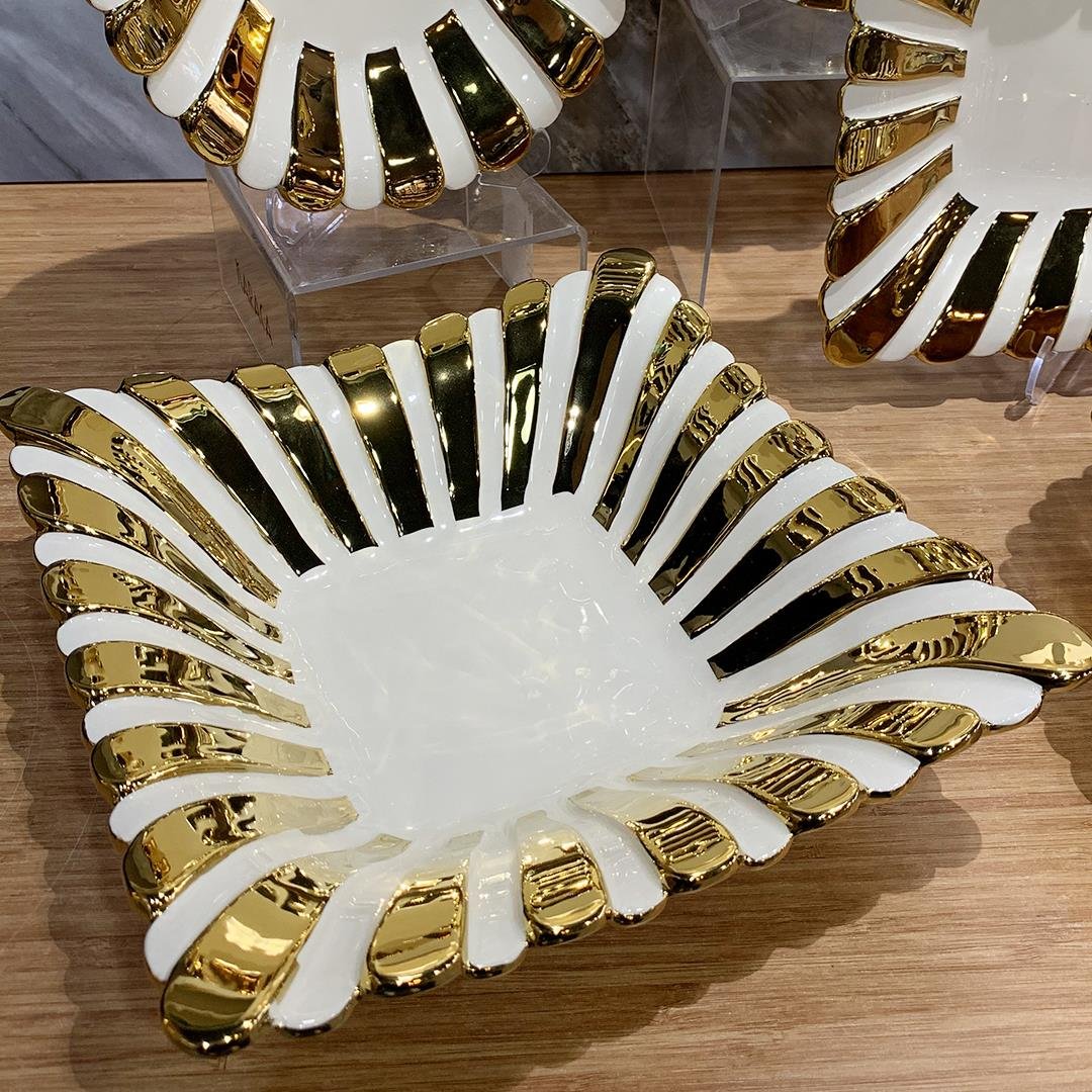 Serving Sets for DinnerStrivia 5 Piece Tableware Presentation Set - Gold