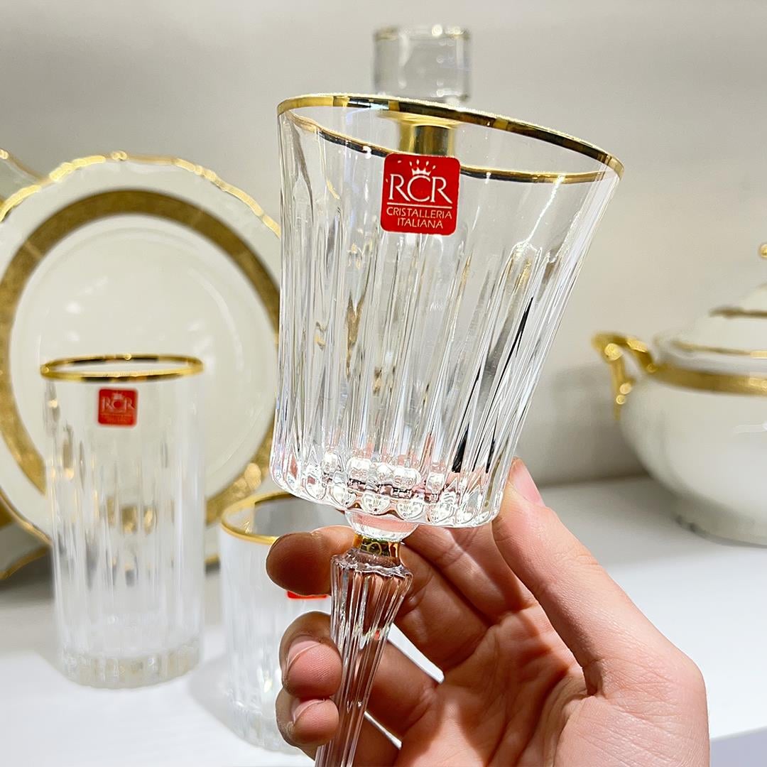 Glassware SetTimeless RCR Crystal Glass 37 Piece Glass Set - Gold
