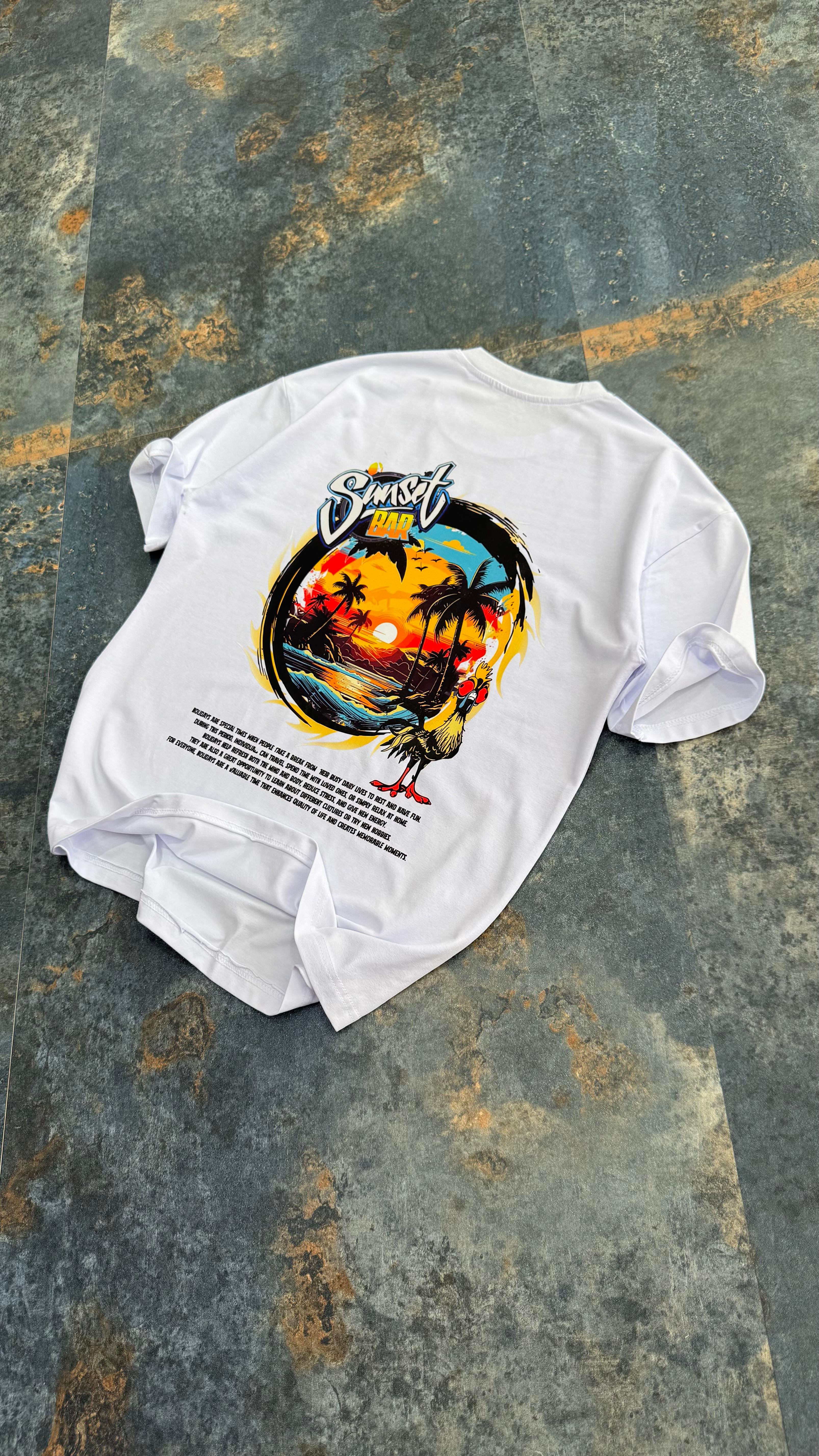 Sunset Baskılı Siyah Oversize T-Shirt