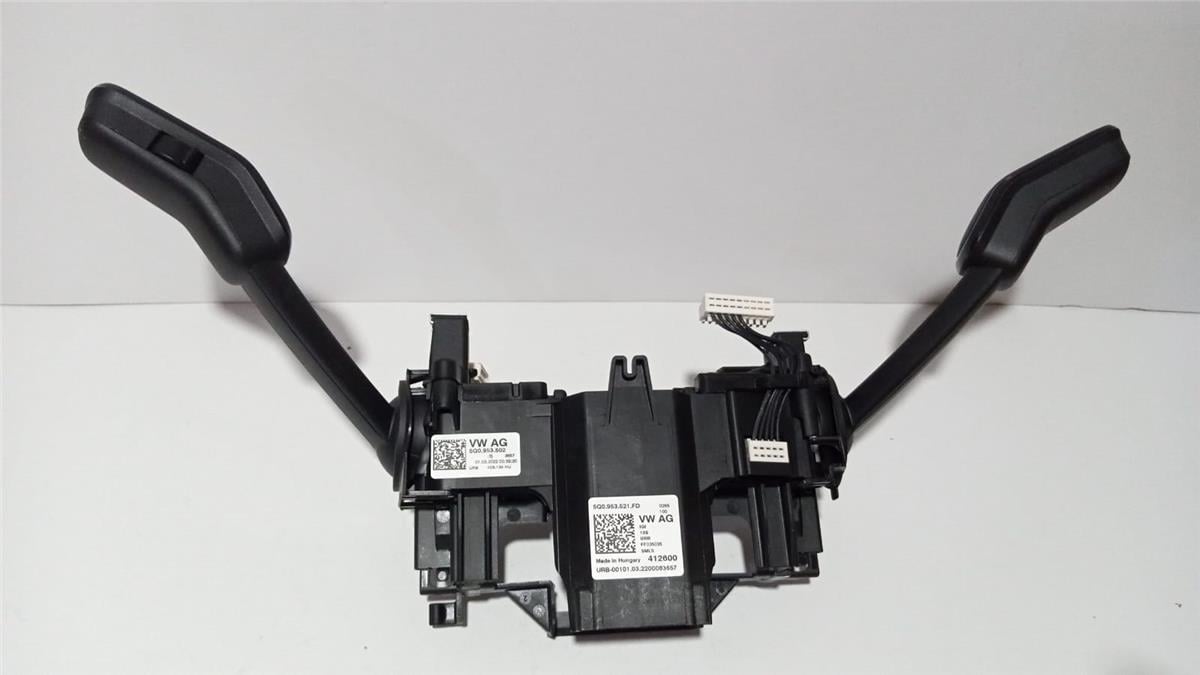5Q0953502 SİNYAL KOLU
