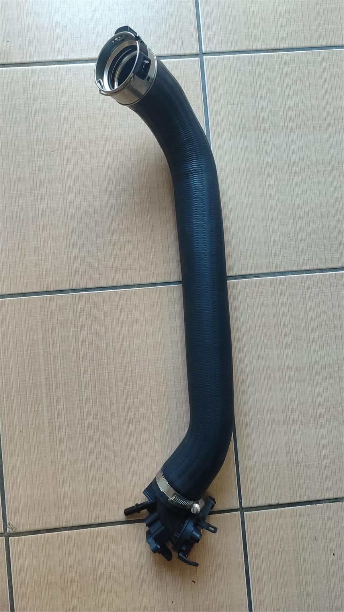JX616F073EE TURBO HAVA FİLTRE HORTUMU FOCUS-KUGA-LANDROVER-RANGE ROVER
