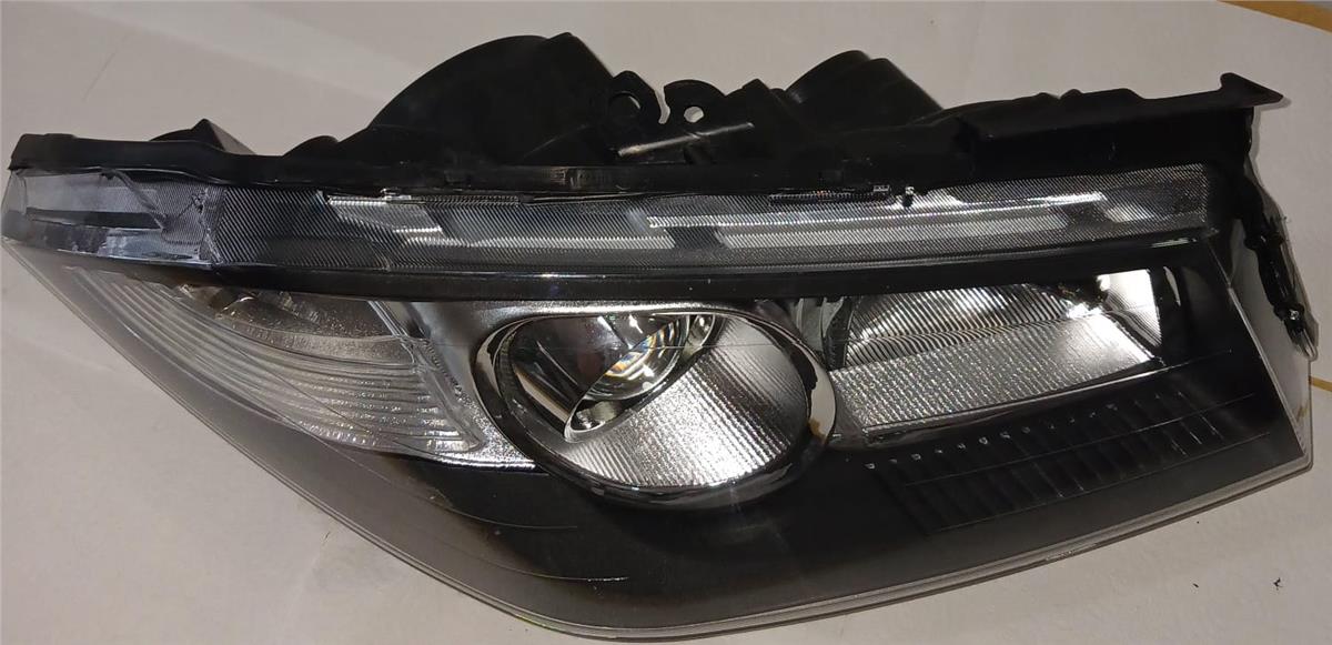 SİYAH ÇERÇEVE MERCEKLİ SAĞ FAR RENAULT-MEGANE 2 RENAULT-MEGANE 2