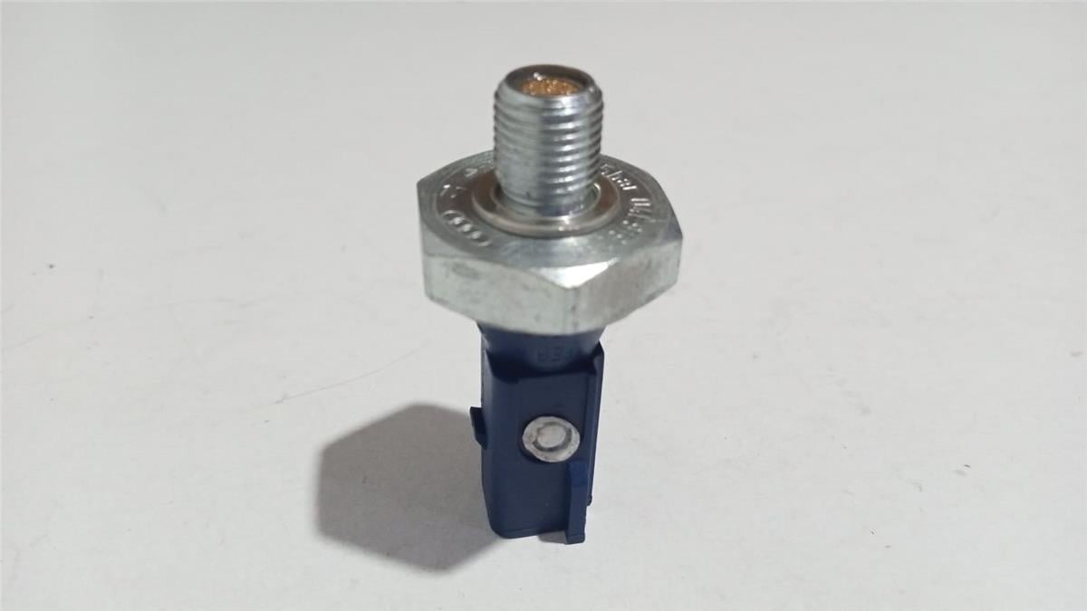 VW AUDI SKODA SEAT OEM MOTOR YAĞI BASINÇ SENSÖRÜ 04E 919 081 A