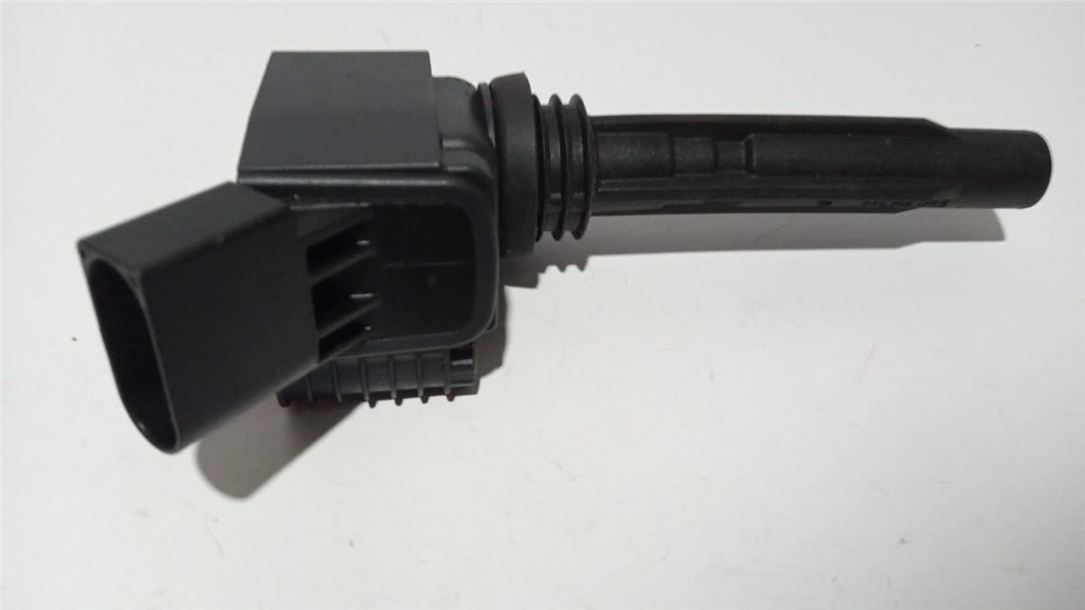 VW-OEM ATEŞLEME BOBİNİ 04E905110K