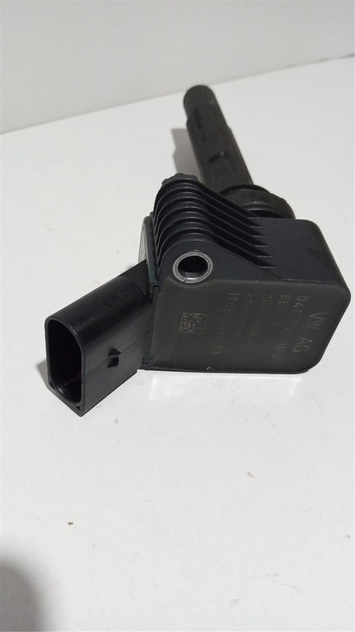 VW-OEM ATEŞLEME BOBİNİ 04E905110K