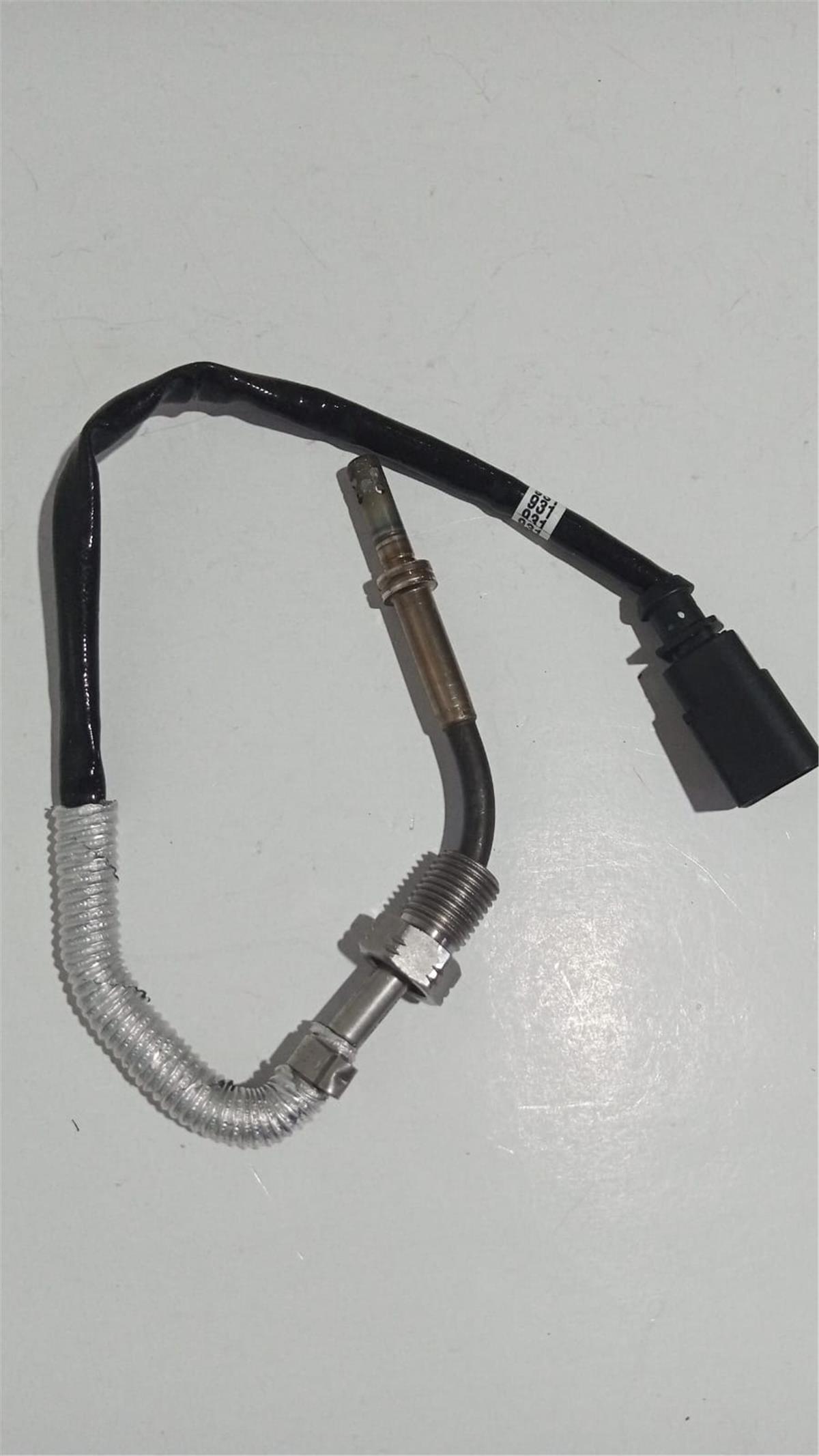 VW-OEM EGZOZ GAZI SICAKLIK SENSÖRÜ 04L906088