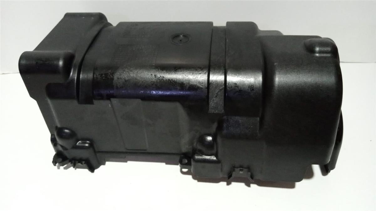VW-OEM KOMPRESÖR YAN KAPAĞI 03C103502M