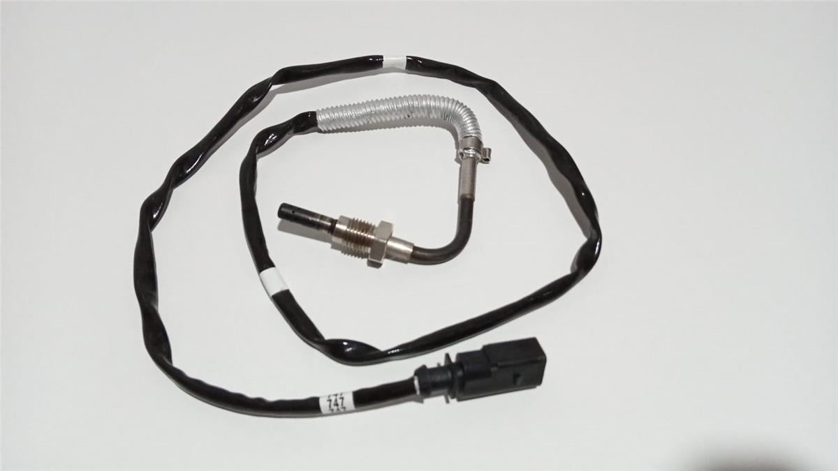 VW-OEM SICAKLIK SENSÖRÜ 04L906088DR