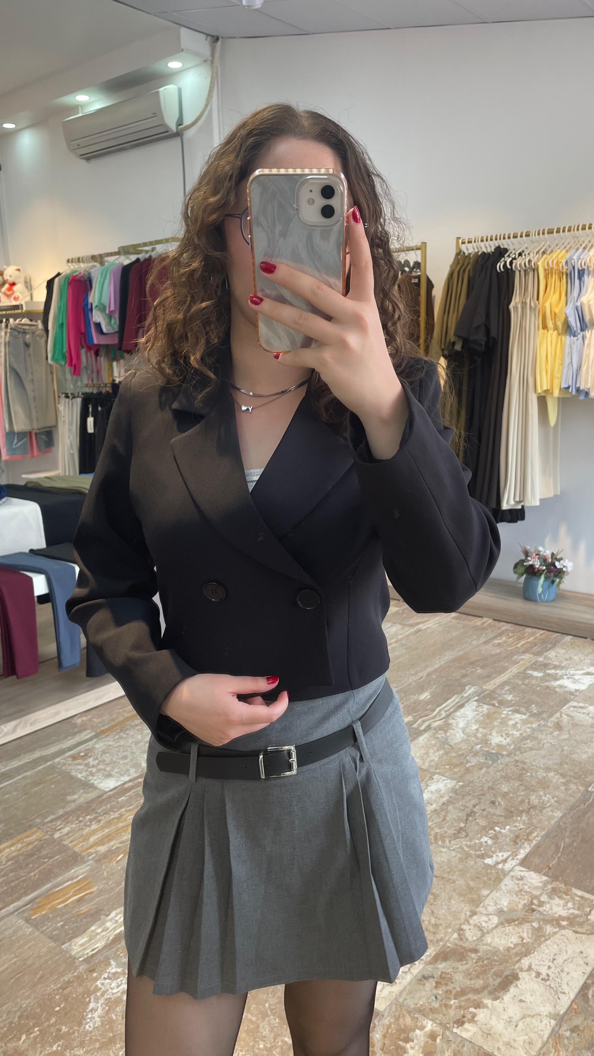Kısa Blazer Ceket