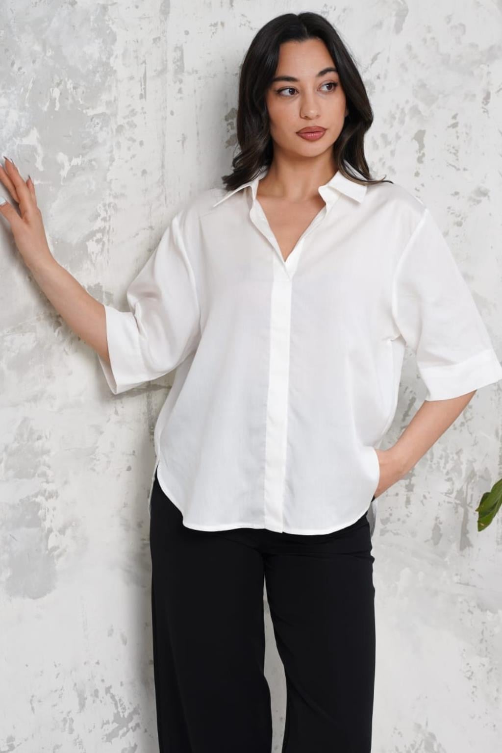 BEYAZ KISA KOL BLUZ