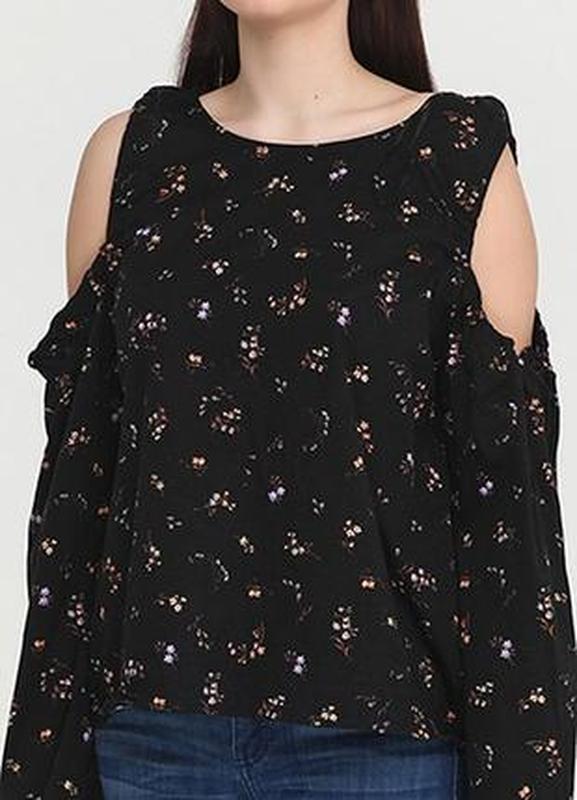HM ORJ SİYAH ÇİÇEK DESENLİ UZUN KOLLU CUT OUT BLUZ