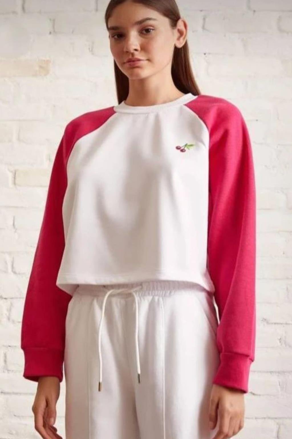ORJ MARKA BEYAZ KOLU PEMBE OVERIZE SWEATSHIRT