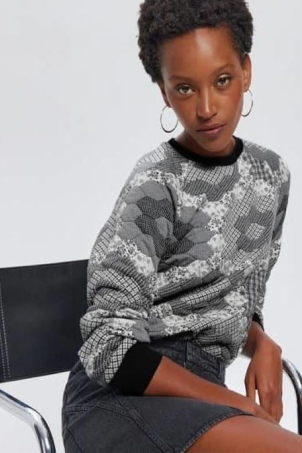 ORJ MARKA GRİ PETEK DESENLİ BİSİKLEET YAKA SWEATSHIRT