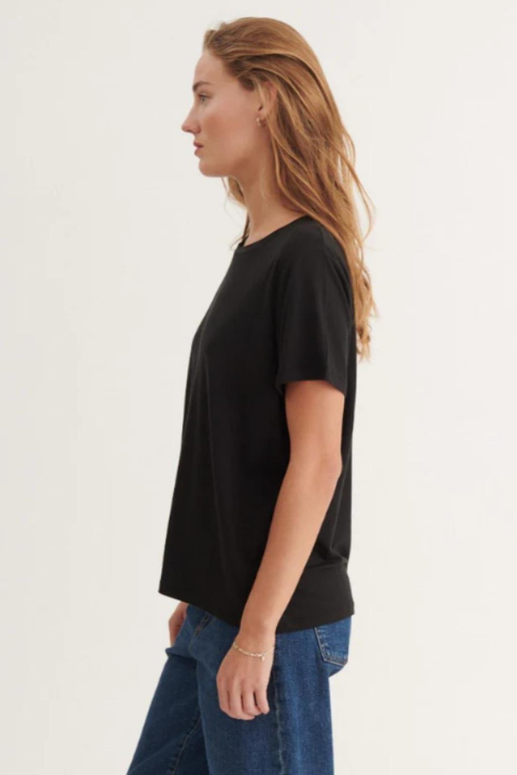 ORJ MARKA SİYAH BİSİKLET YAKA BASIC T-SHIRT