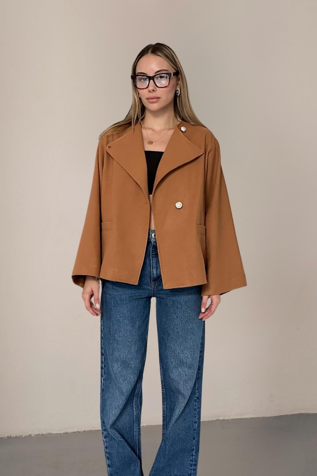 RİGALA BEJ OVERSIZE KISA KAŞE CEKET
