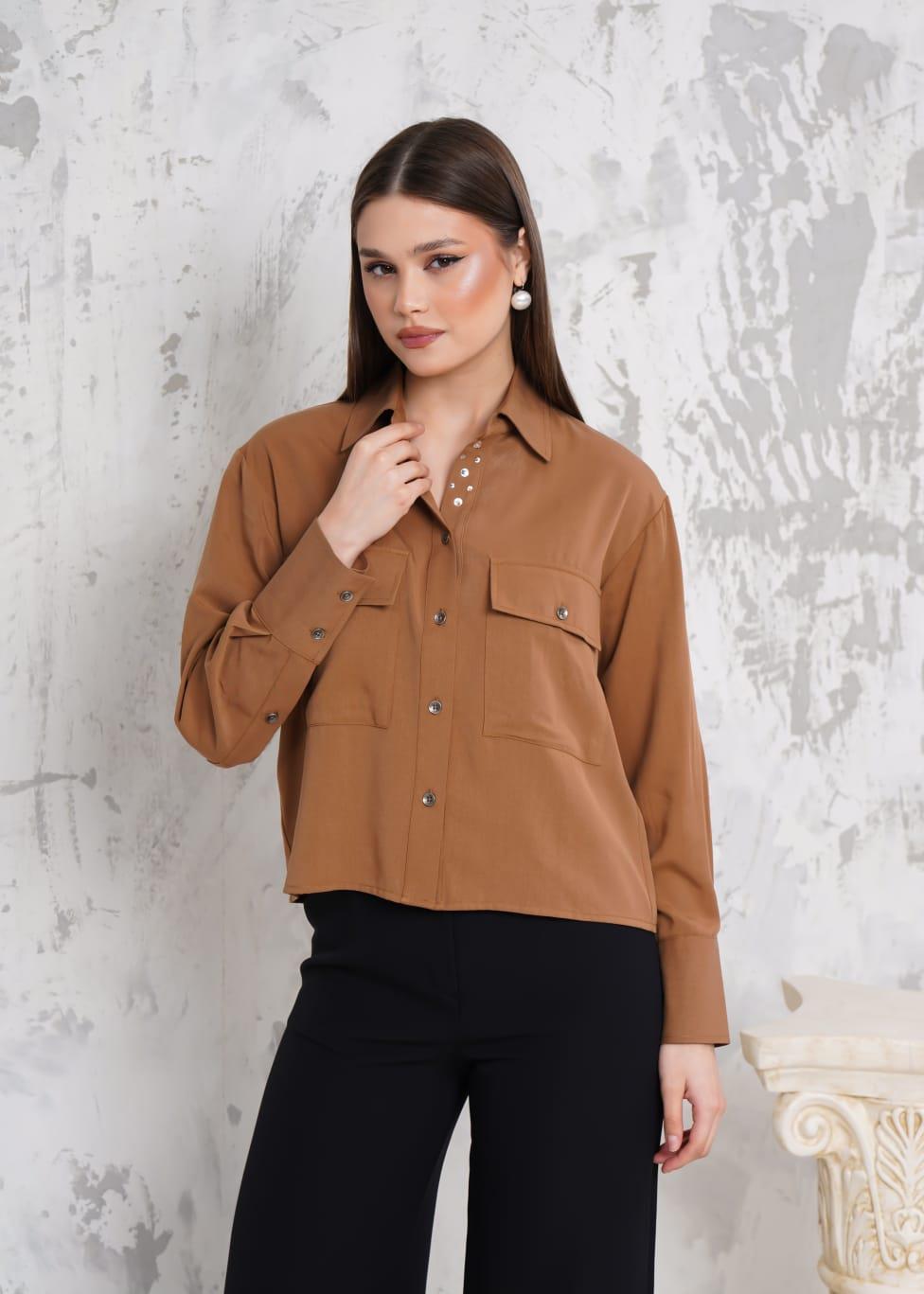 RİGALA DEVE TÜYÜ ÇİFT CEP KAPAKLI UZUN KOLLU KISA OVERSIZE TENCEL GÖMLEK