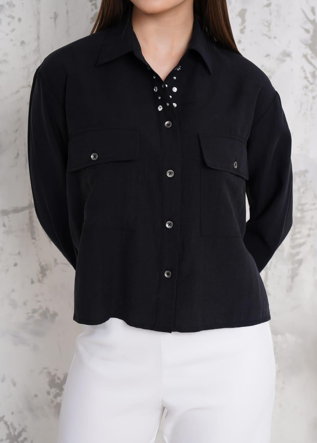 RİGALA SİYAH ÇİFT CEP KAPAKLI UZUN KOLLU KISA OVERSIZE TENCEL GÖMLEK
