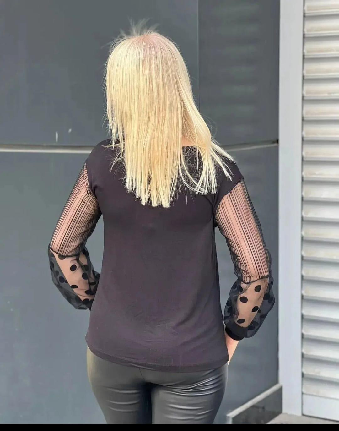 TRNDCTY SİYAH UZUN PUANTİYELİ TÜL KOLLU  ANNE BLUZ