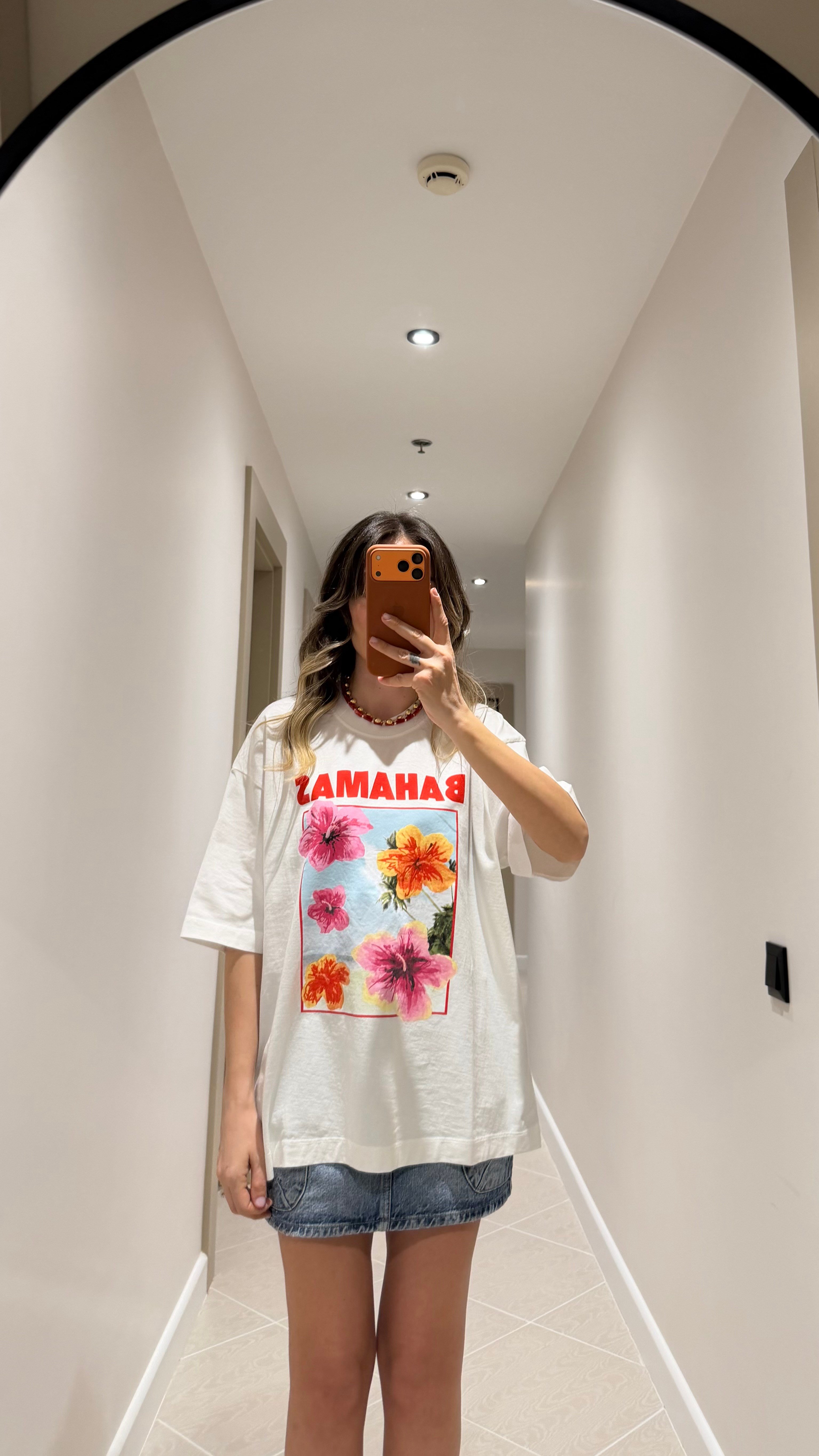 KREM BAHAMAS BASKILI TİŞÖRT
