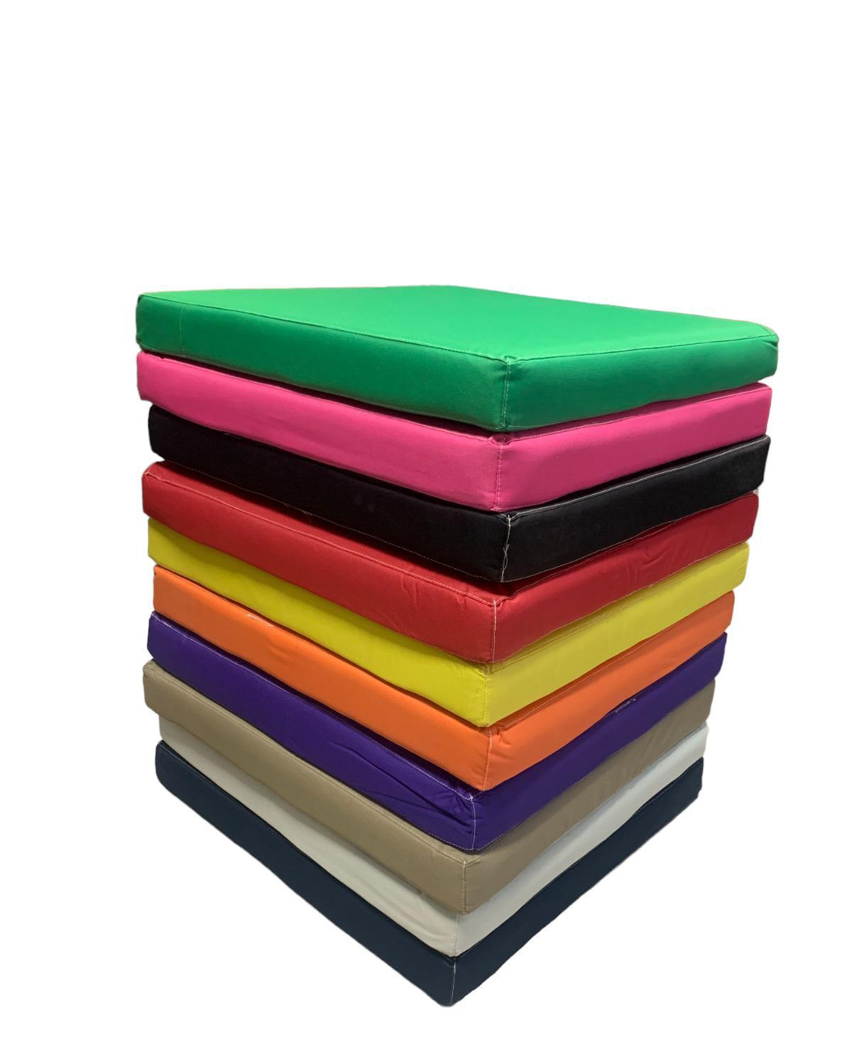Kare Minder 70x70x7 cm. 