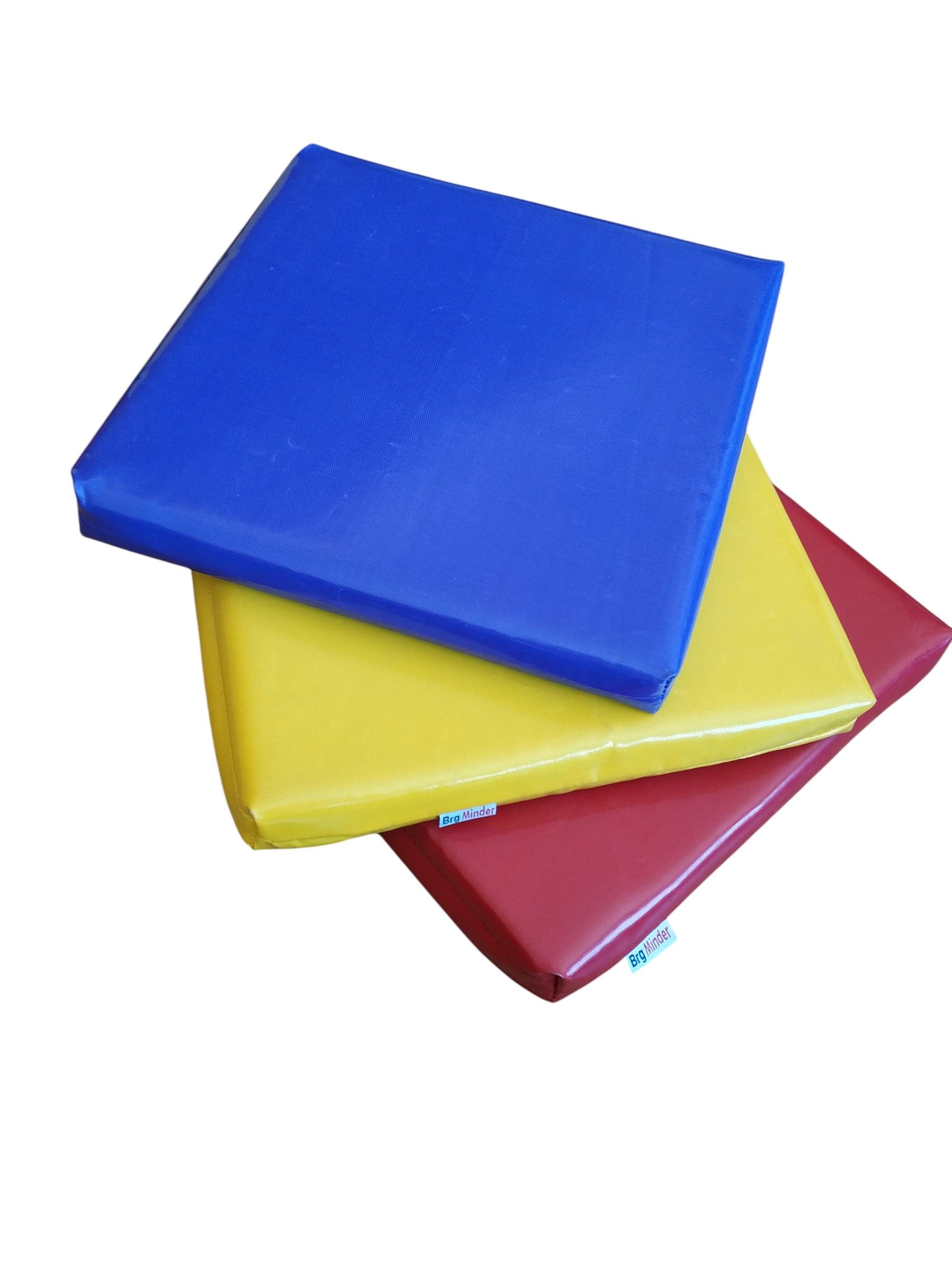 Pvc  Branda Kalplı Kreş Minderi 40x40x5 cm.