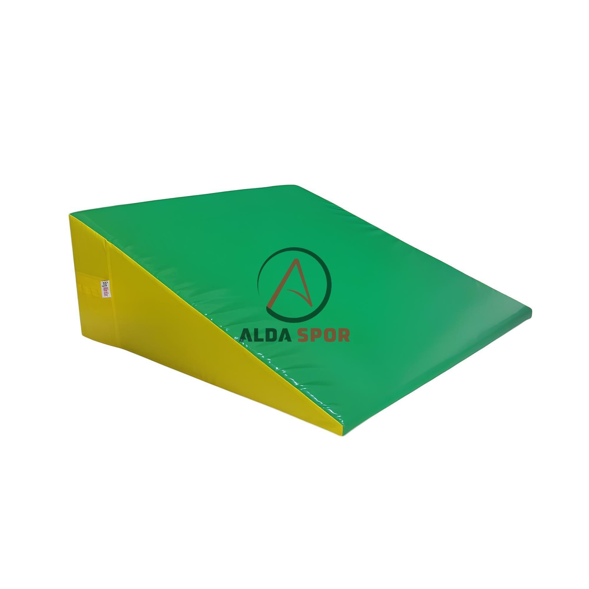 ucgen-takla-minderi-100x100x40-cm-2-8972.jpg