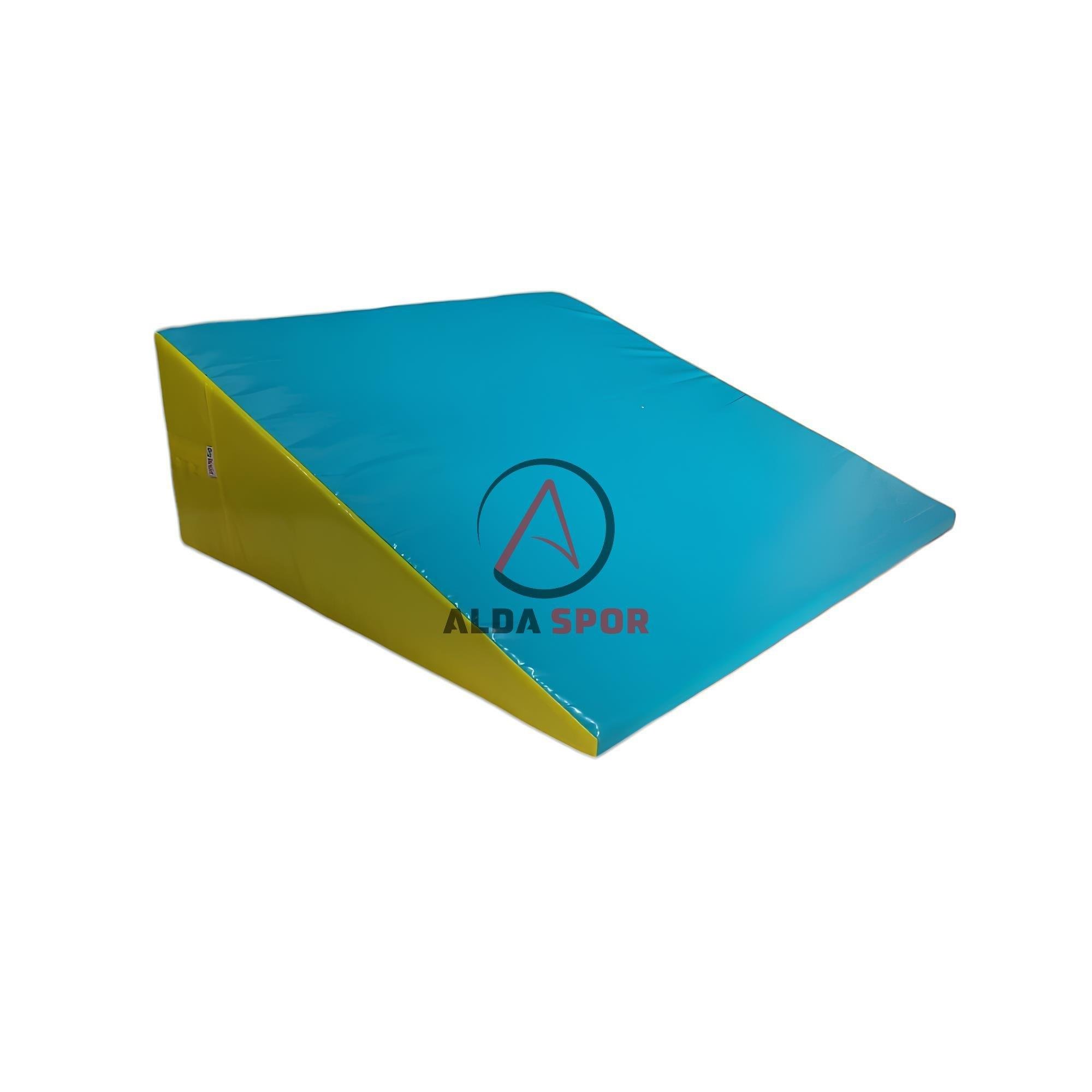 ucgen-takla-minderi-100x100x40-cm-39-9a2.jpg