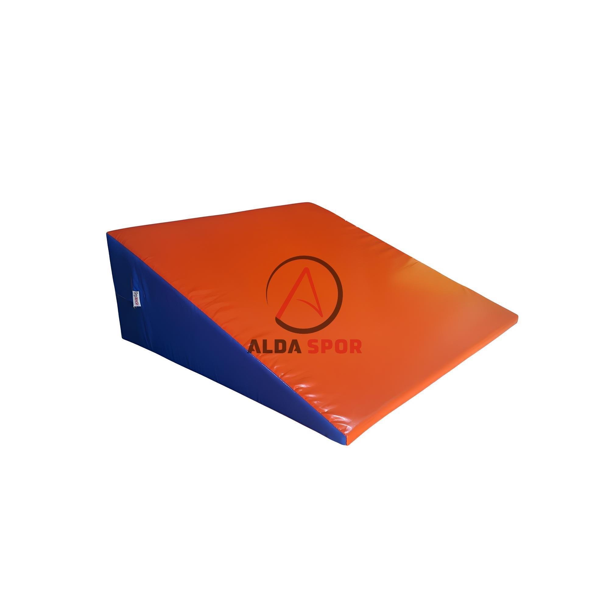 ucgen-takla-minderi-100x100x40-cm-f75051.jpg