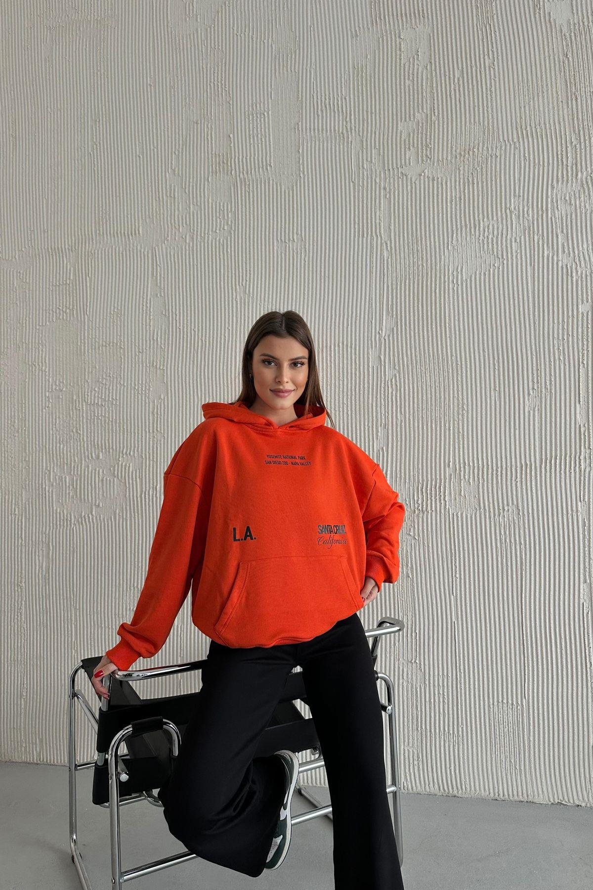 Oversize Kapüşonlu Baskılı Siyah Sweatshirt