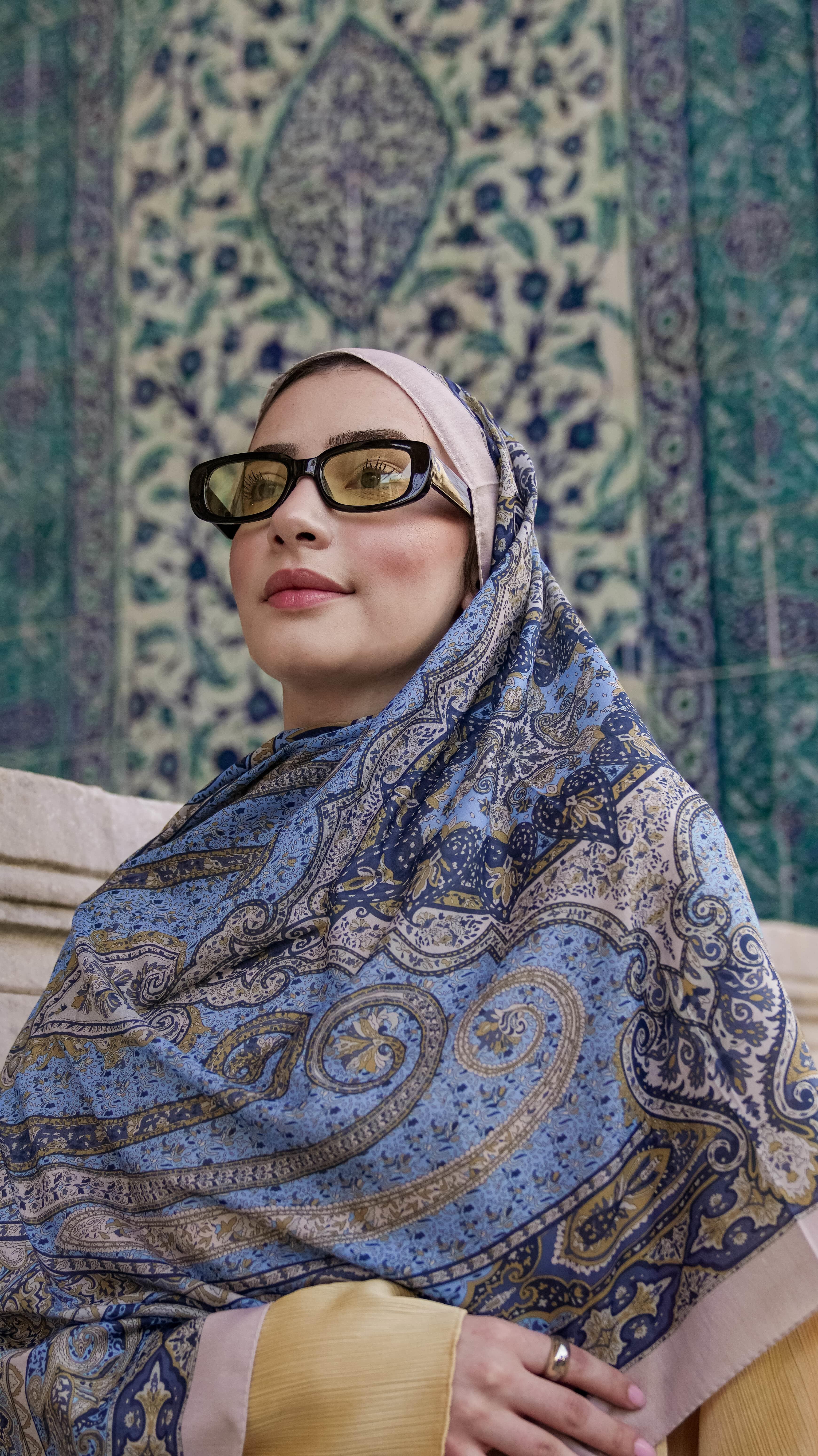 Sümera Etnik Desen Soft Şal Krem
