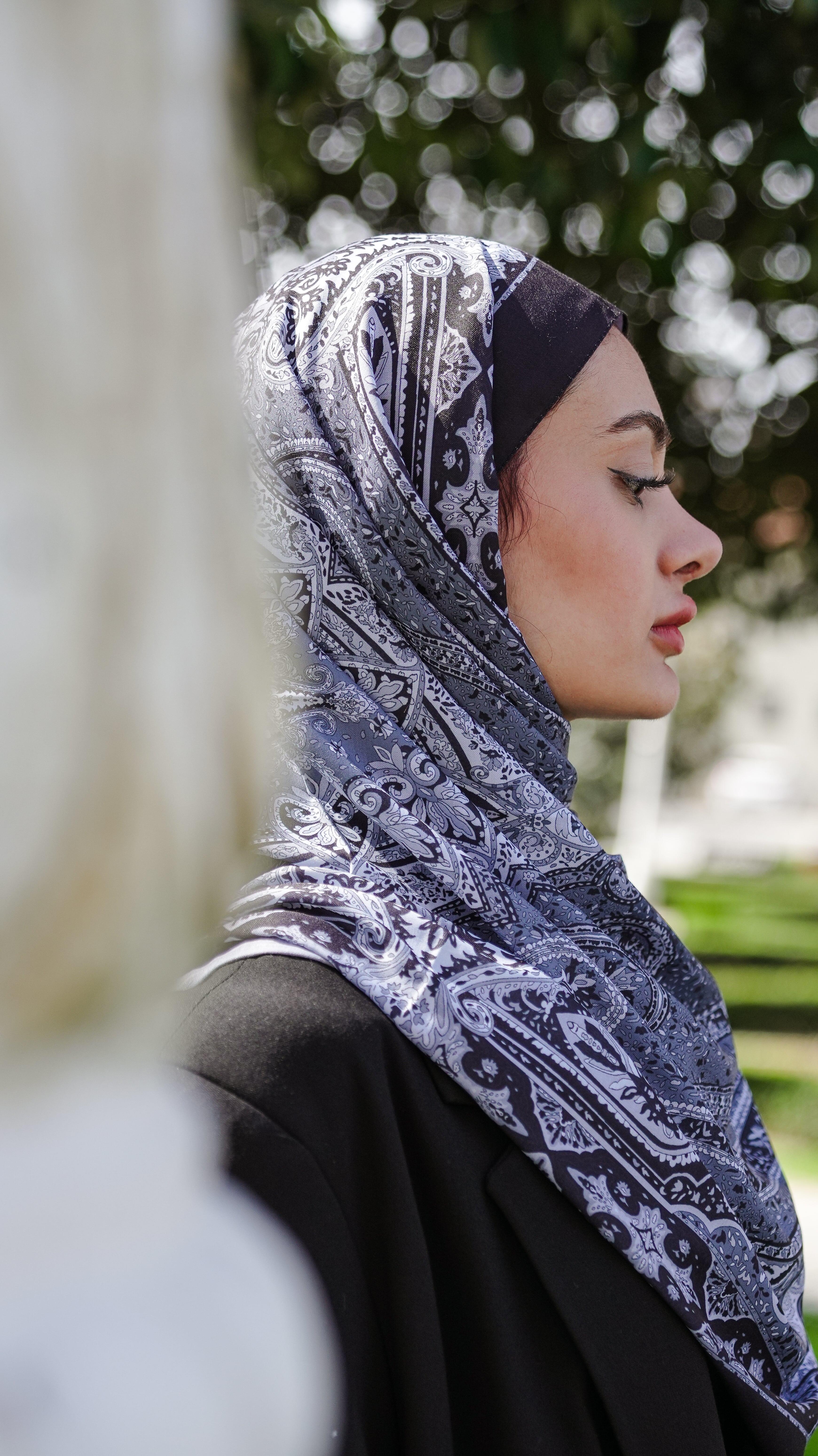 Sümera Etnik Desen Soft Şal Siyah
