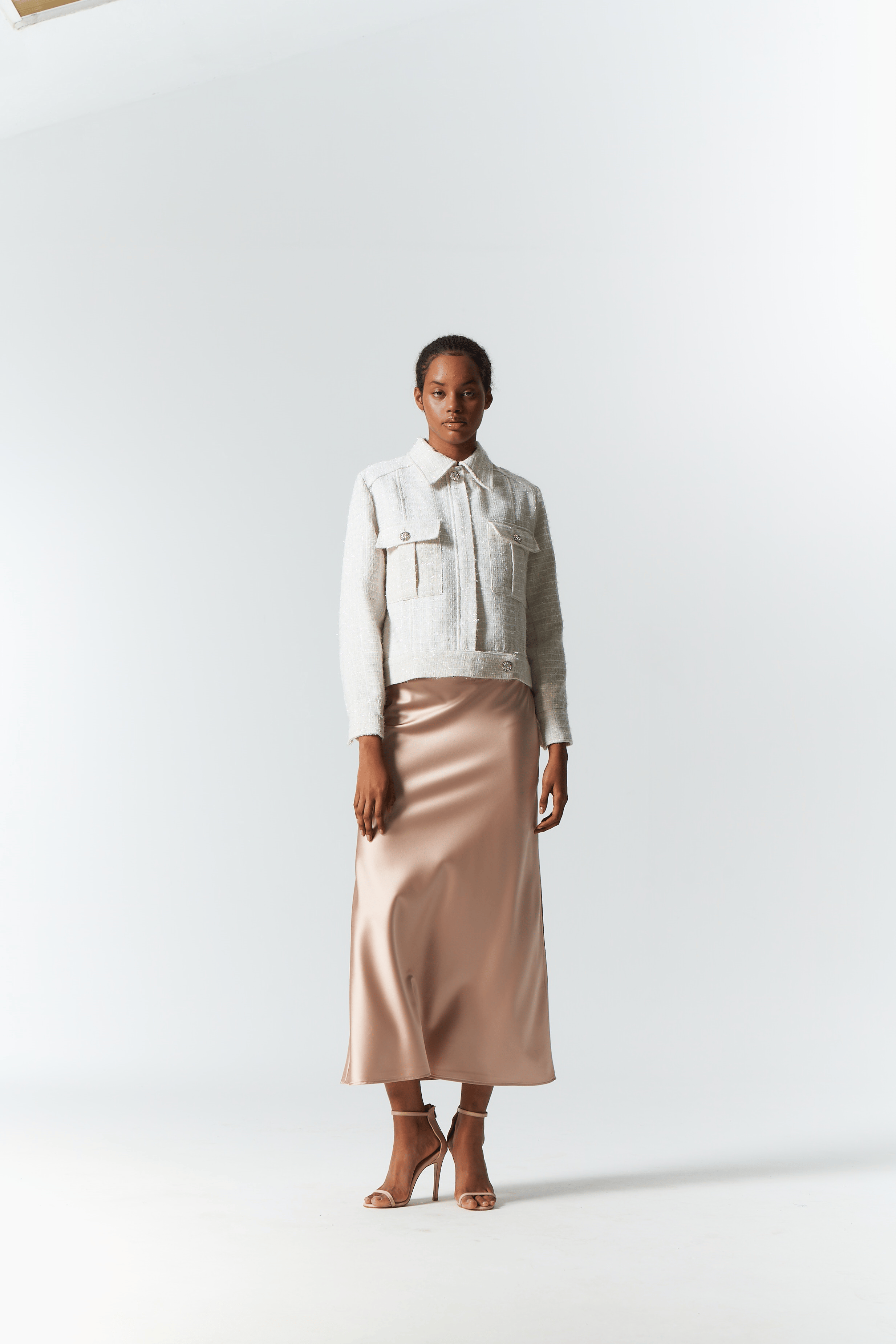 BAL KÖPÜĞÜ SATEN ETEK