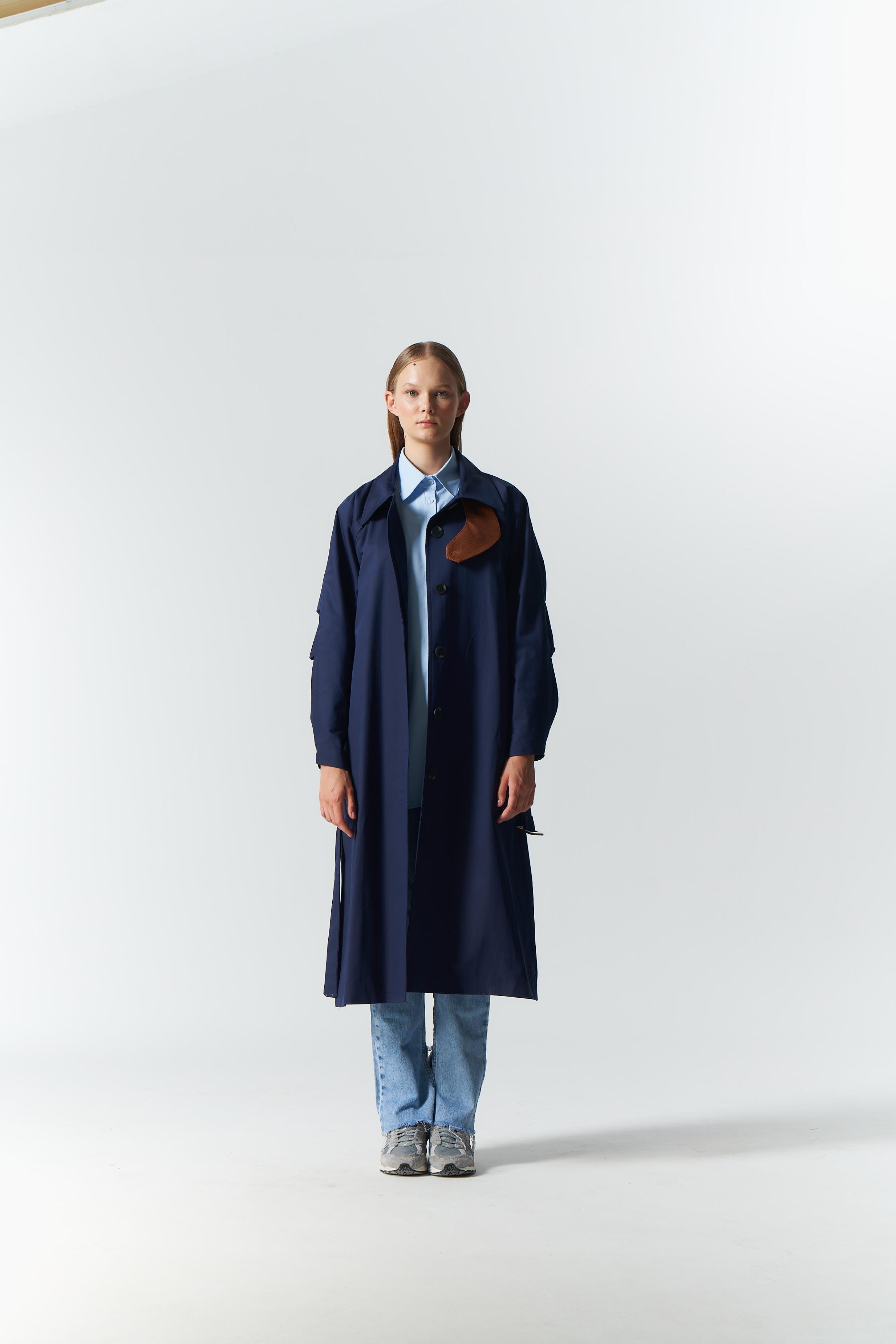 DERİ DETAY TRENCH COAT LACİ