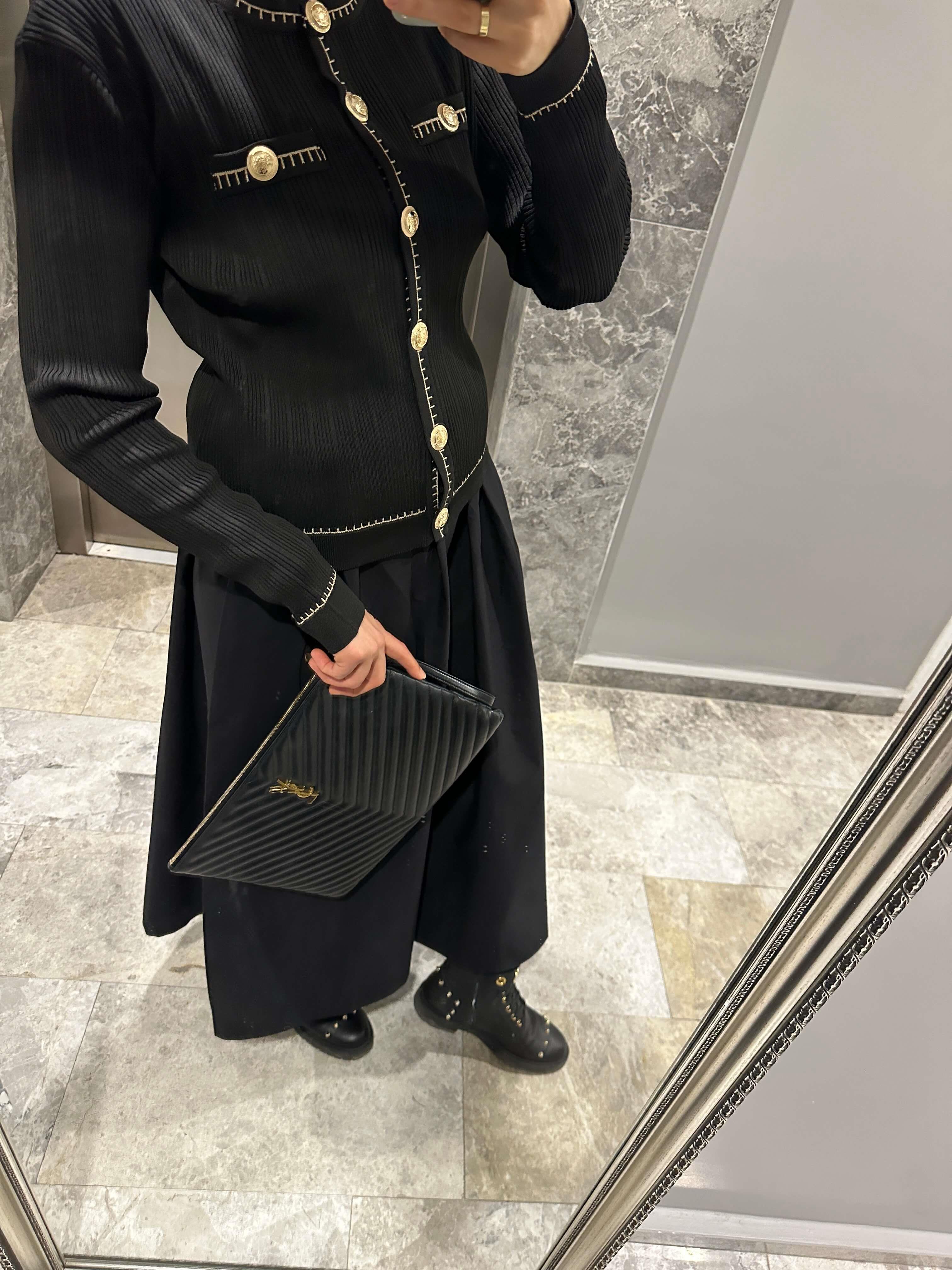 FİTİLLİ SİYAH TRİKO HIRKA