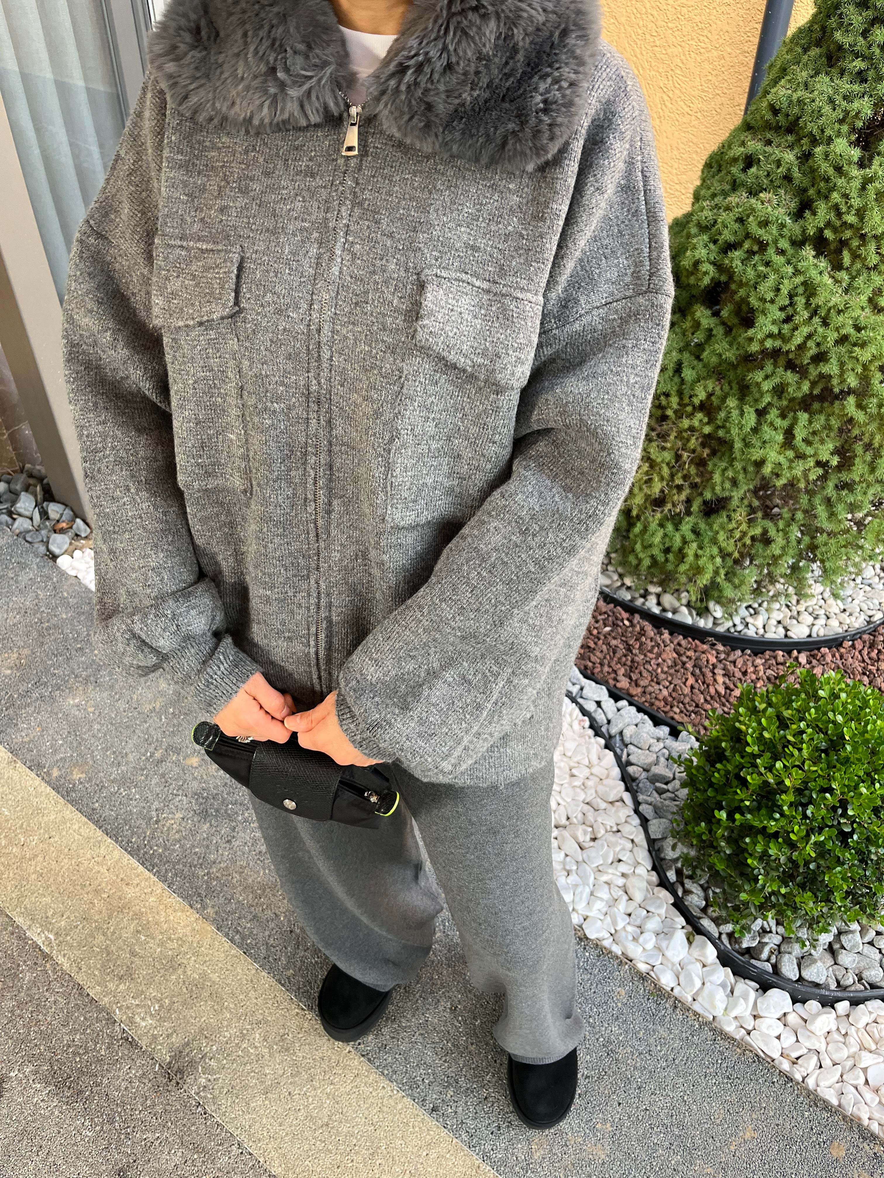 KÜRK YAKA  ANTRASİT TRİKO HIRKA