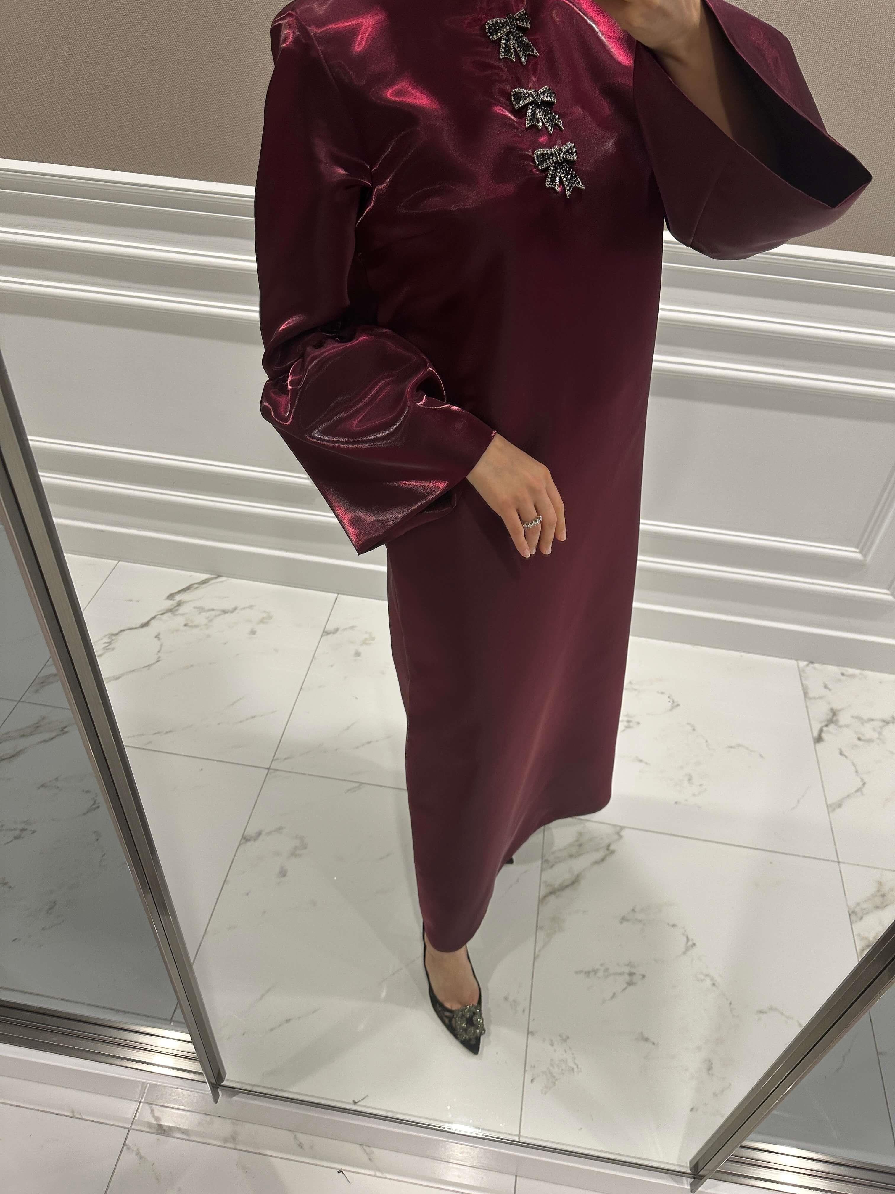 PERA BORDO FİYONK ELBİSE