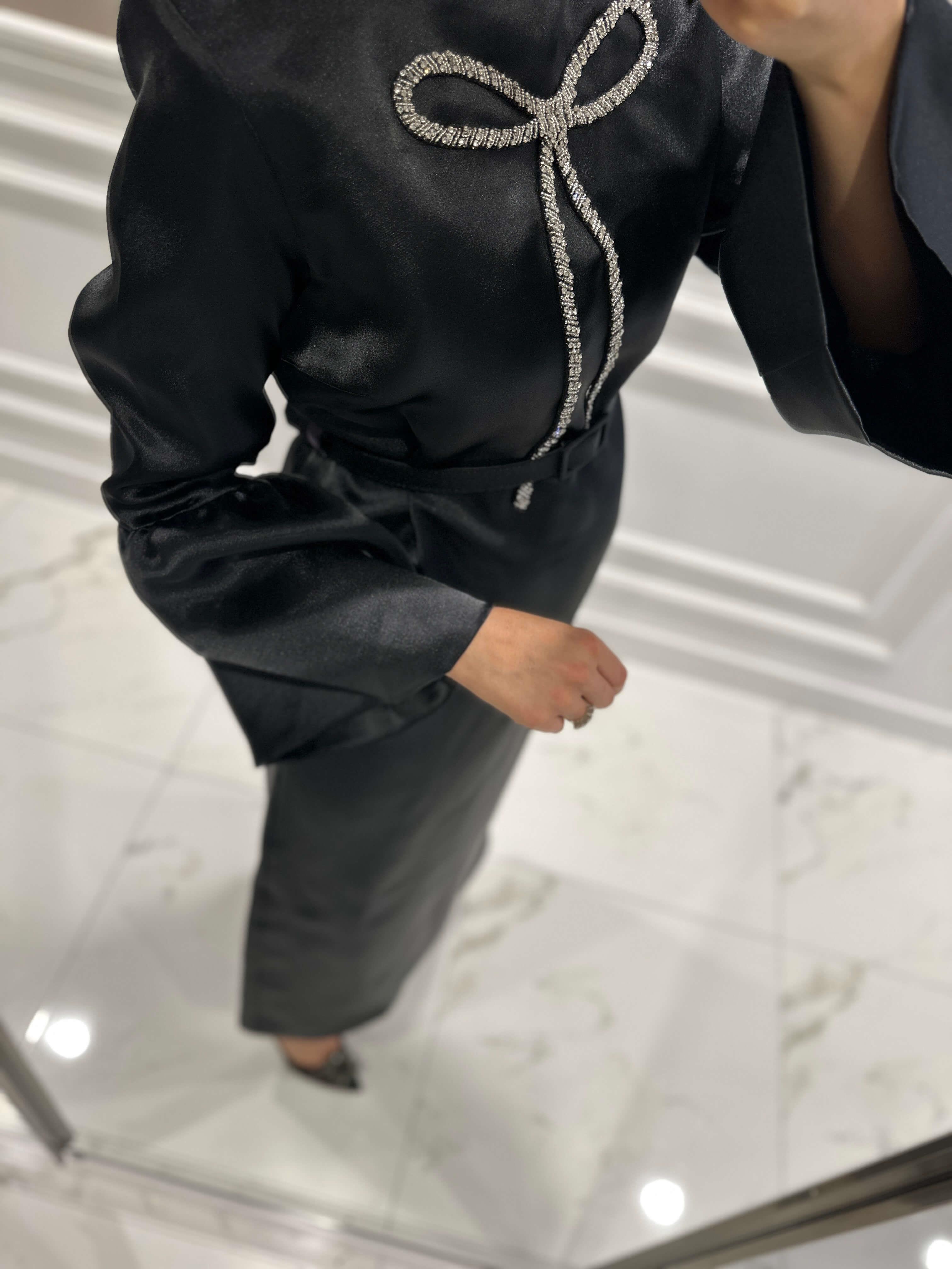 PERA BÜYÜK FİYONK SİYAH ELBİSE