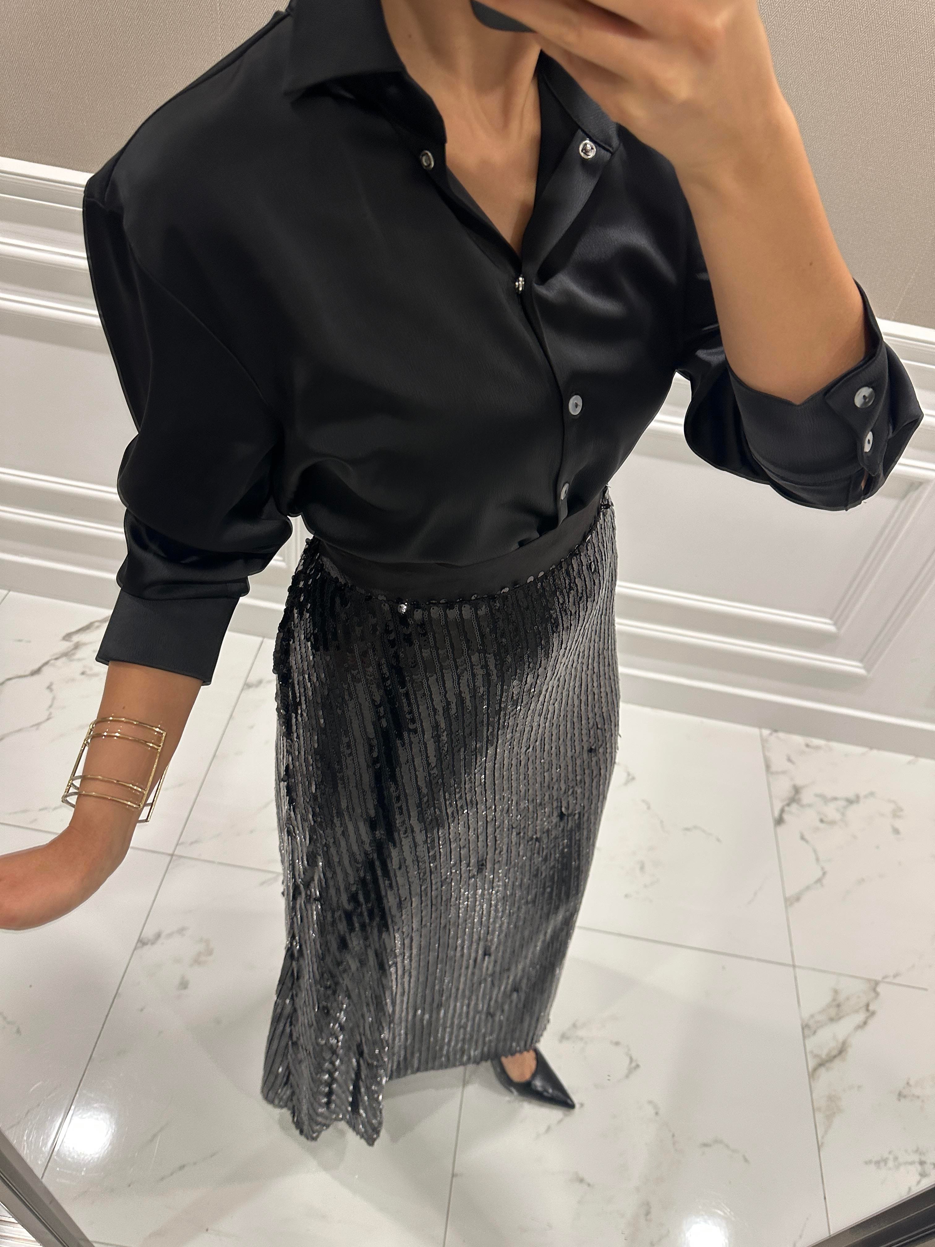 SİYAH SATEN GÖMLEK