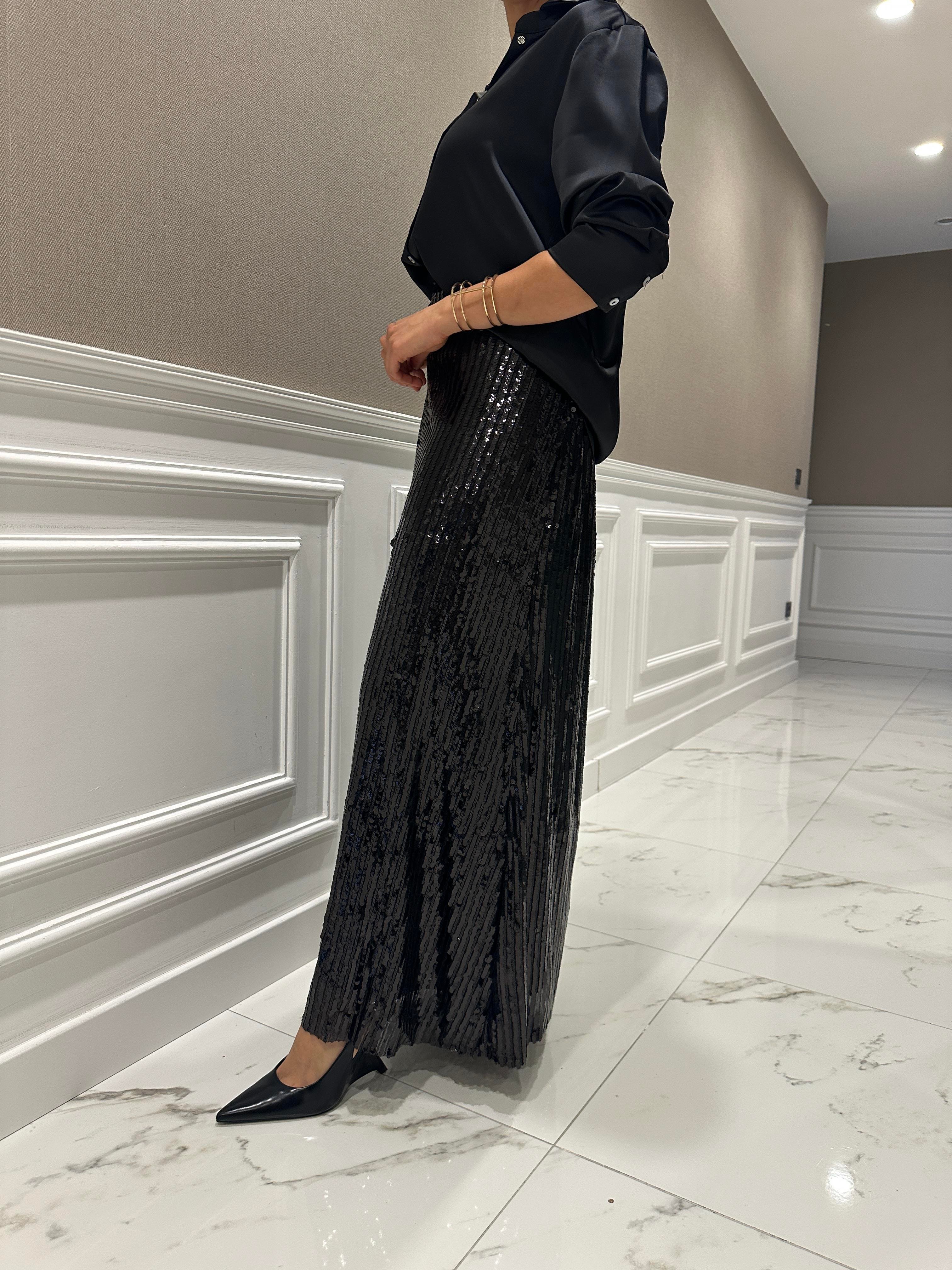 SİYAH SATEN GÖMLEK