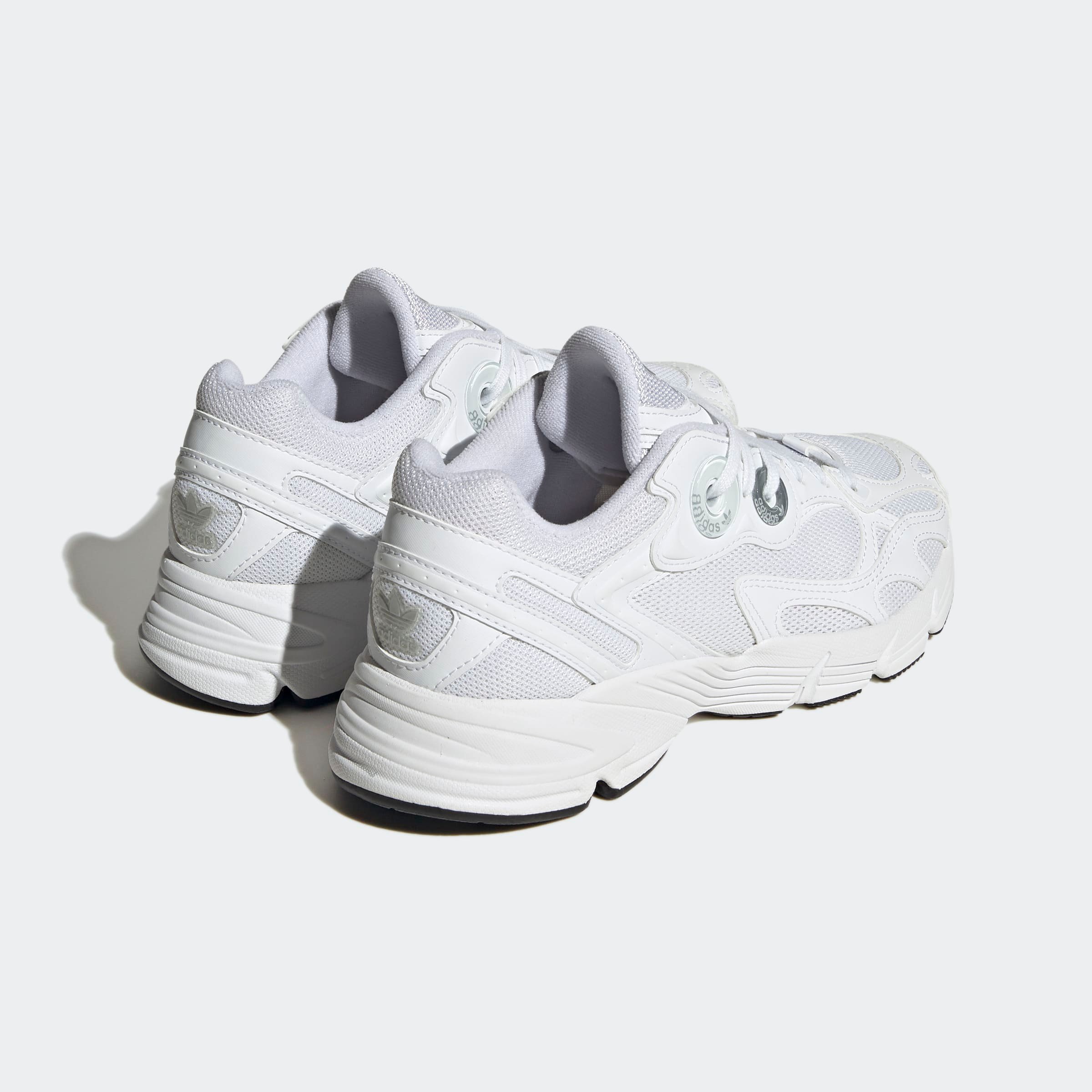 adidas ASTIR W