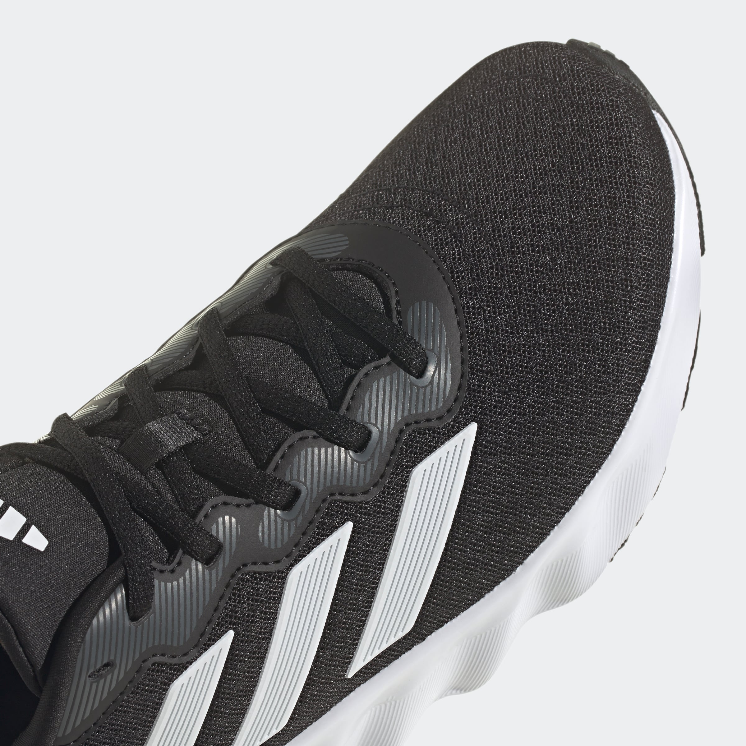 ADIDAS SWITCH MOVE U