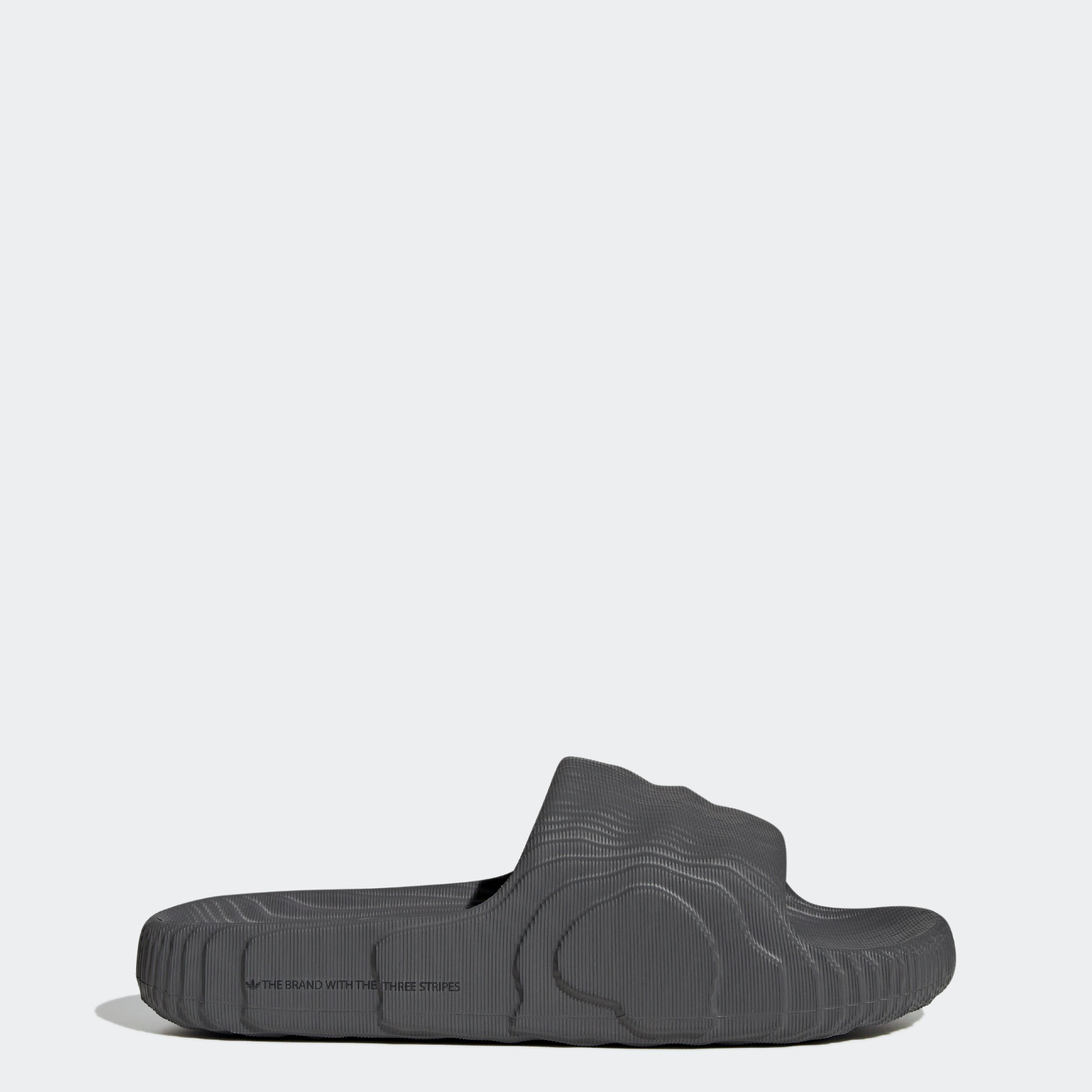 ADILETTE 22