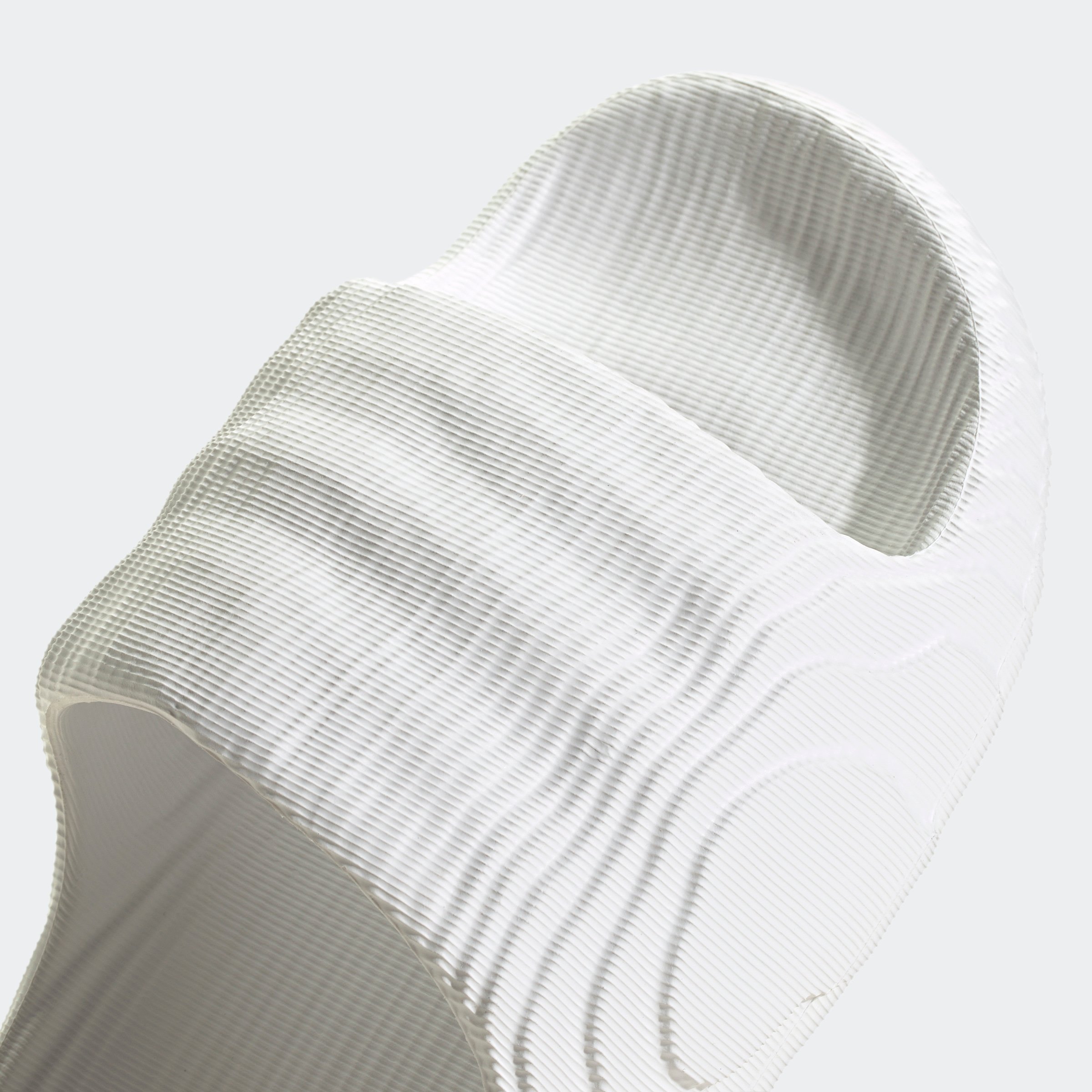 ADILETTE 22
